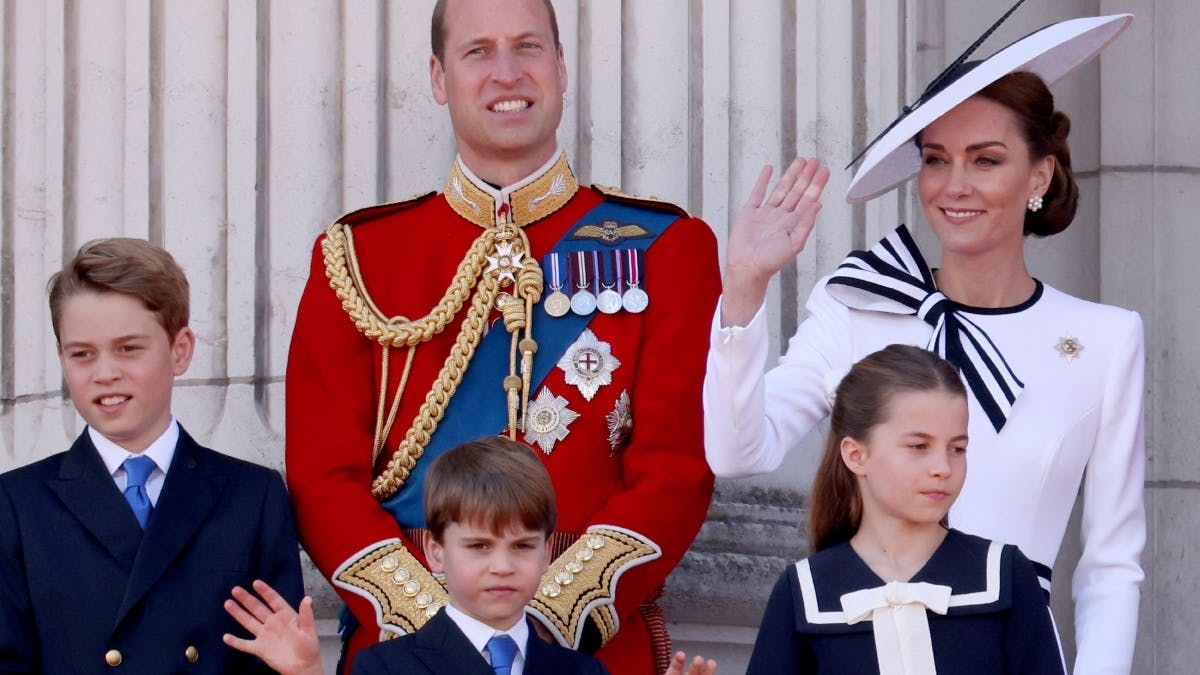 Prinsesse Catherine med familien, prins George, prins William, prins Louis og prinsesse Charlotte