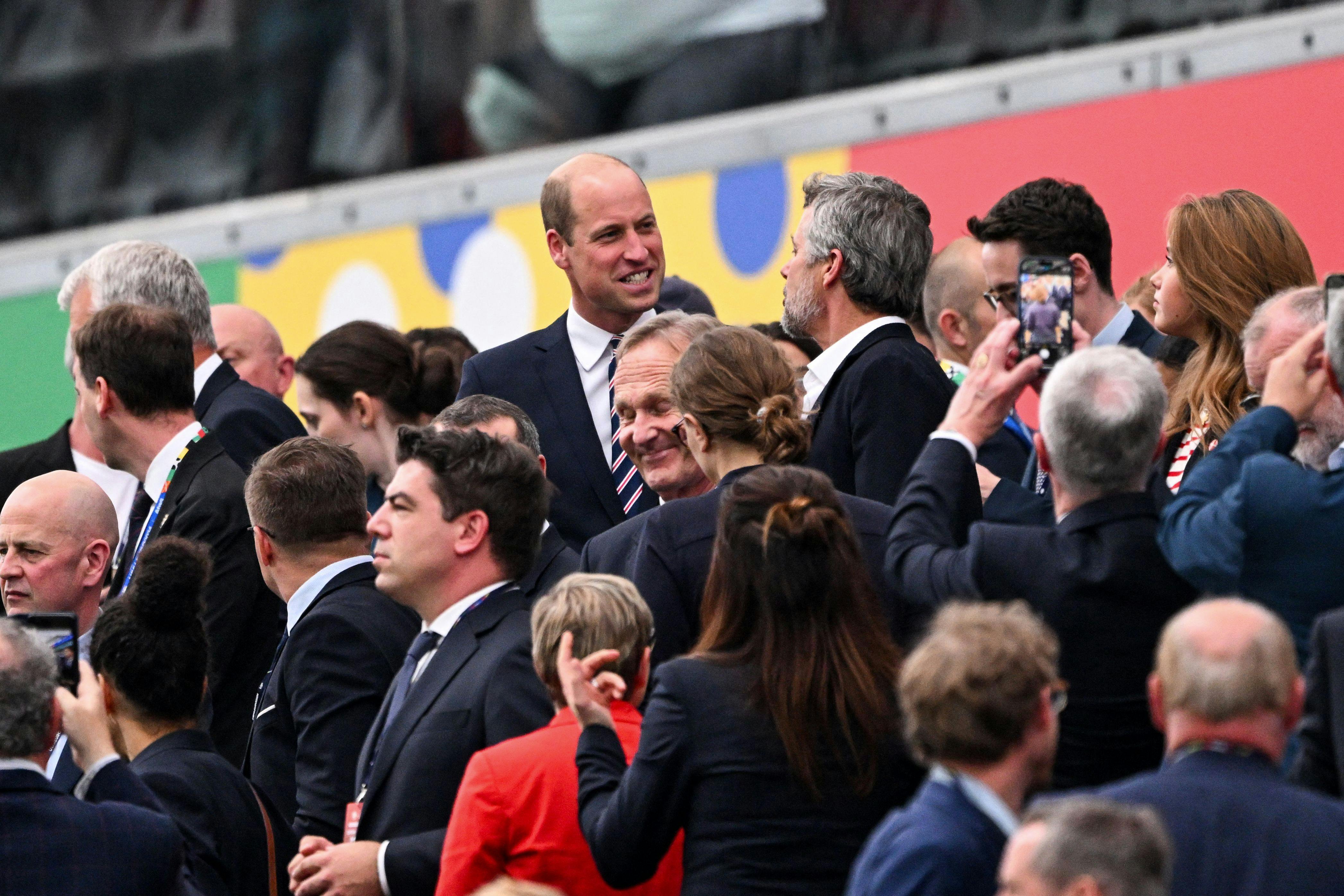 Prins William og kong Frederik.