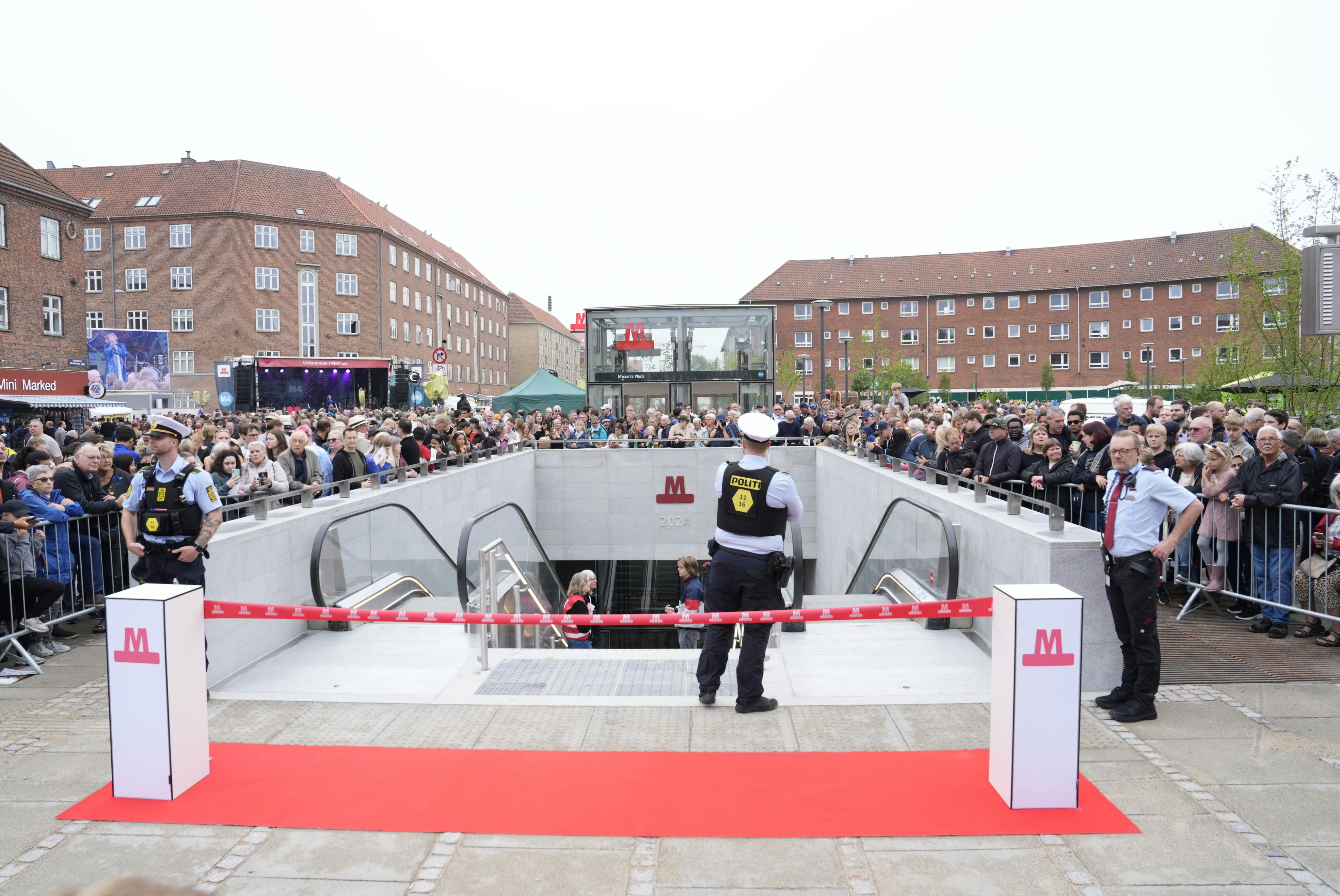 STRAX - STRAX - STRAXBilledet er sendt direkte fra kameraet, derfor er det ikke billedbehandlet. Skal ikke anvendes til printFOTO: HANNE JUUL/ ALLER FOTO & VIDEO