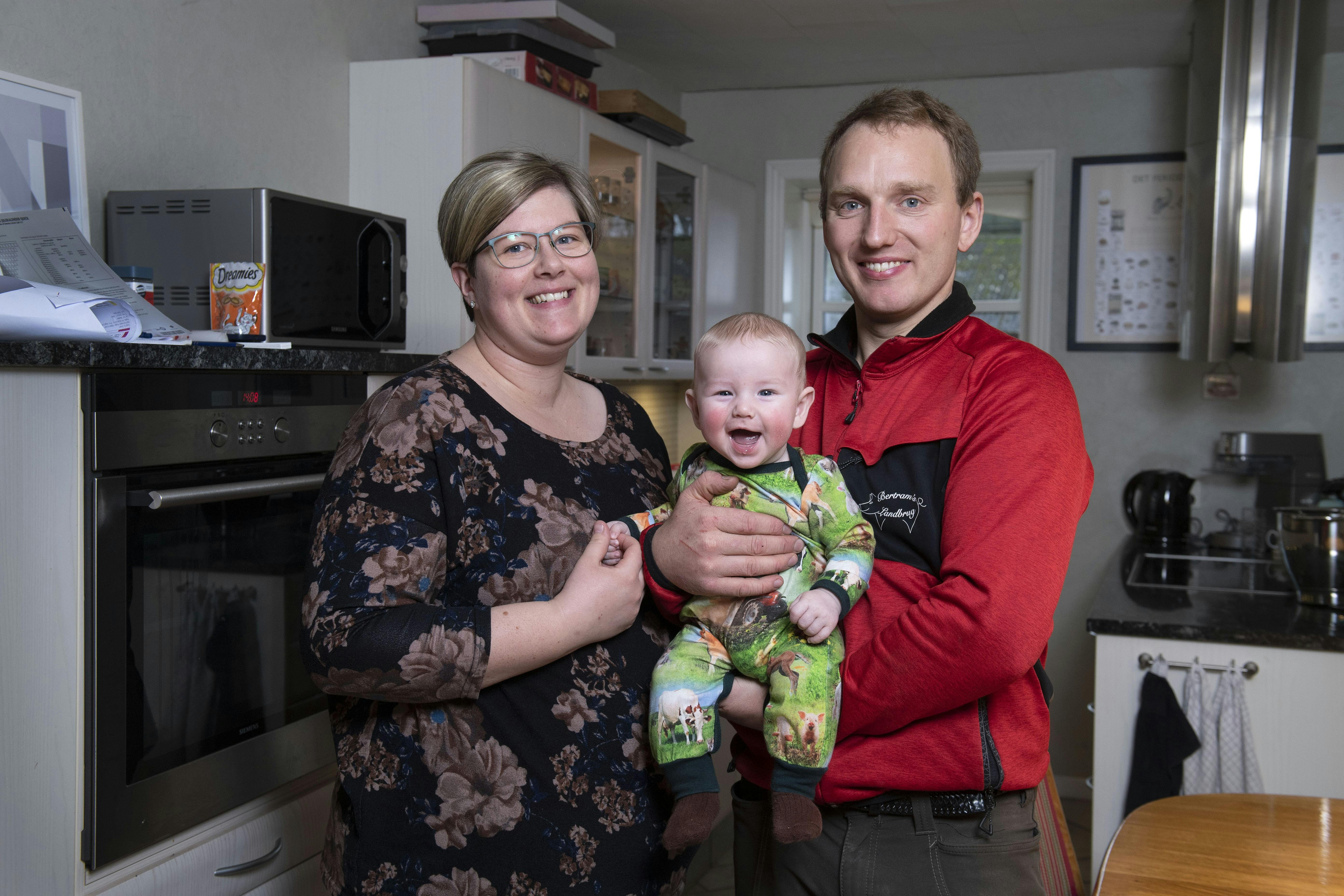 Nicoline og Thomas Bertram  fra Landmand søger kærlighed. De blev i sommers forældre for anden gang til en dreng Svend. De mistede deres datter Marie for halvandet år siden.Dato: 24.11.22Foto:  Lars Horn / Baghuset  