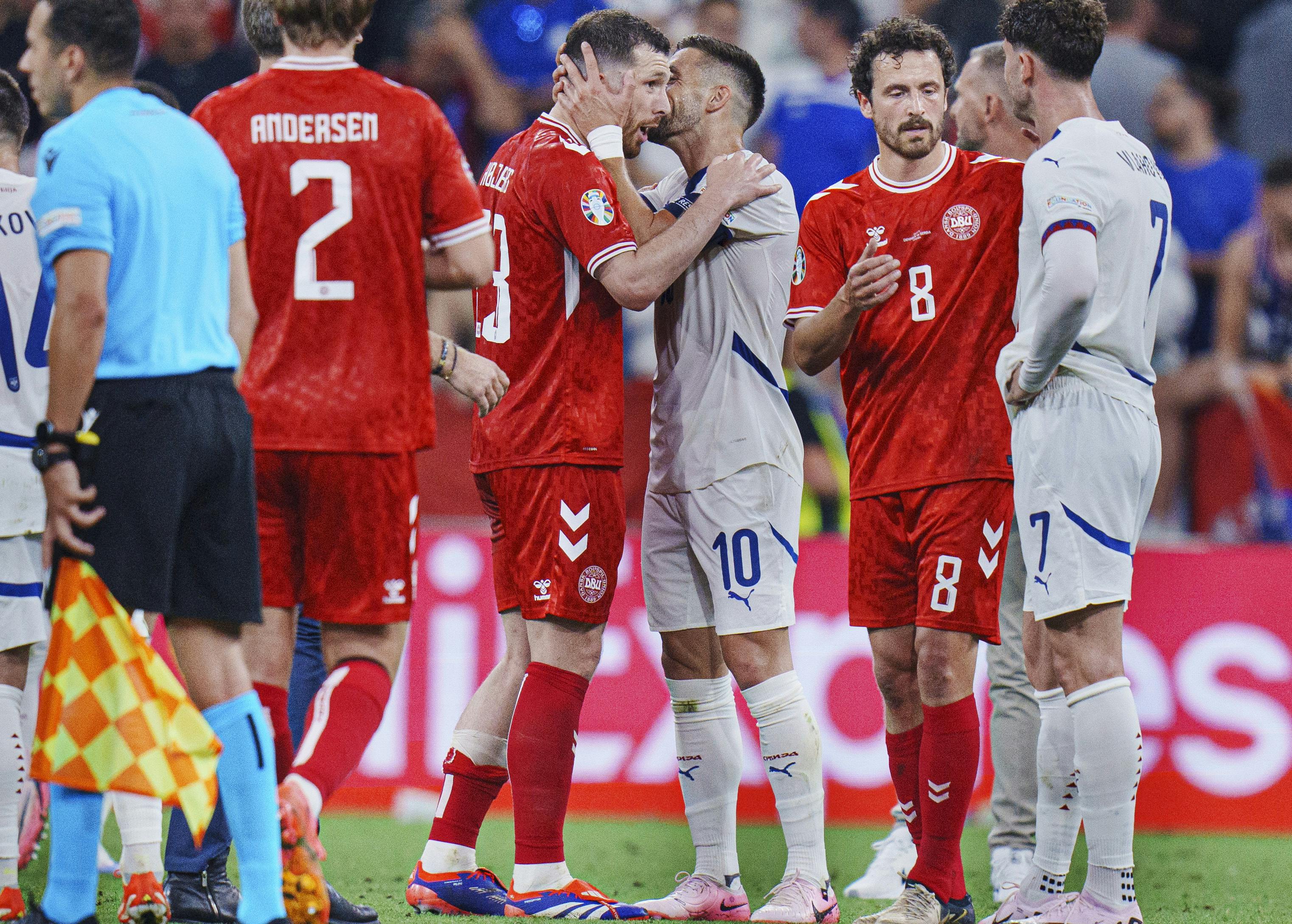 Pierre-Emile Højbjerg og Dusan Tadic.
