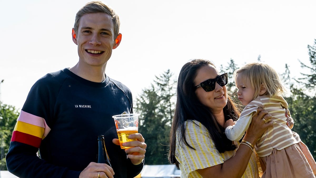 Jonas Vingegaard, Trine og Frida