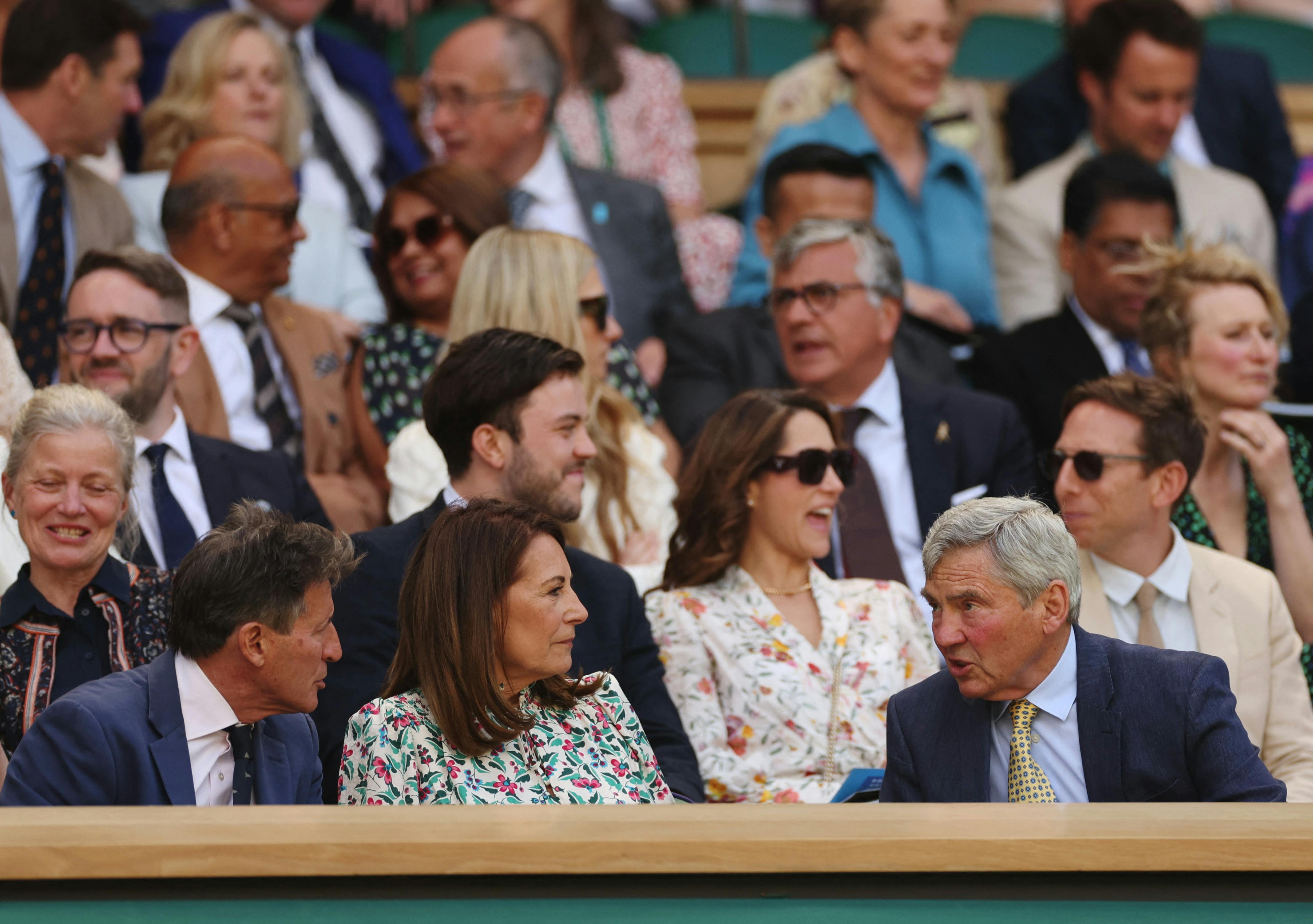 Carole og Michael Middleton til Wimbledon.