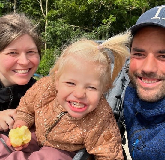 Lotte Friis og Christoffer Schnack Ringø og deres datter Andrea.