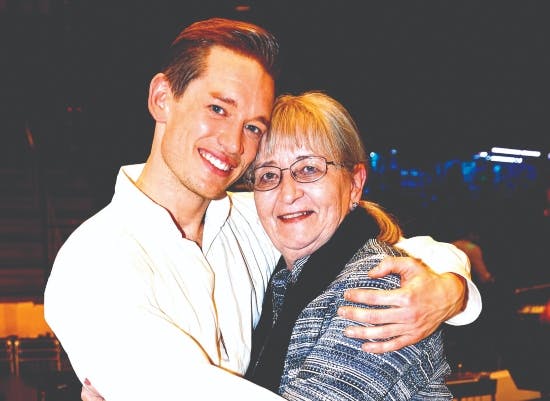 Morten Kjeldgaard med sin mor Inge-Lise.