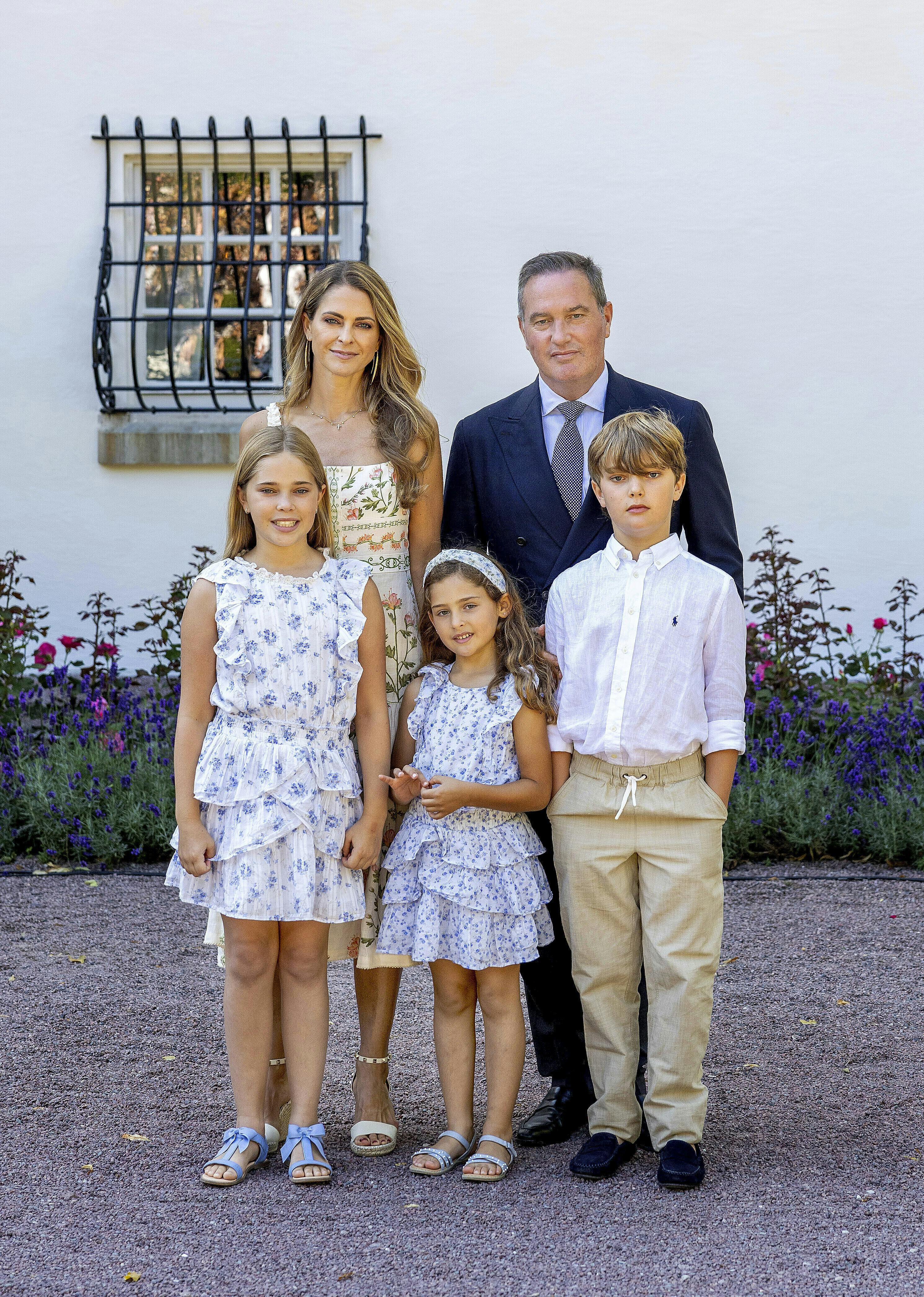 Prinsesse Madeleine, Christopher ONeill, prinsesse Leonore, prins Nicolas og prinsesse Adrienne.