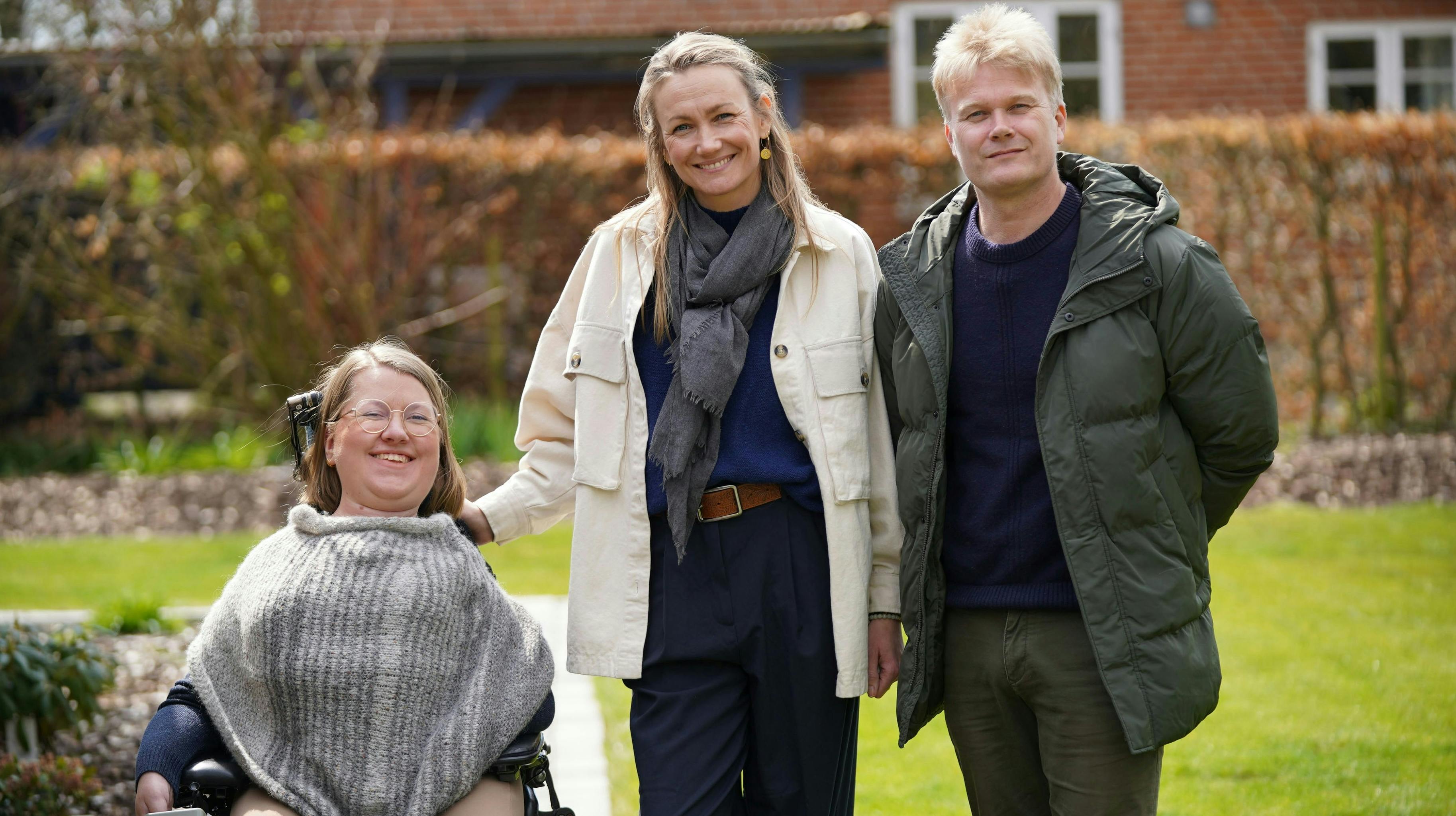 Sara Lygum og Christian Borregaard sammen med Mette Bjørnholt Jensen.