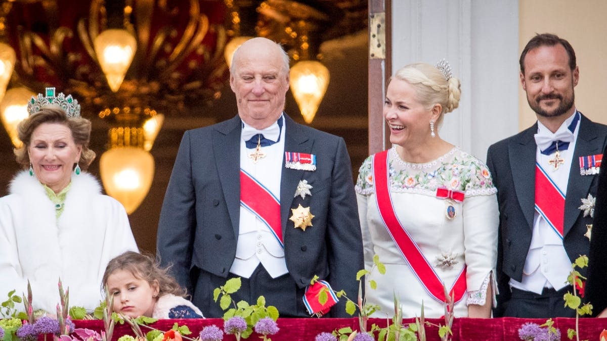 Dronning Sonja, kong Harald, kronprinsesse Mette-Marit og kronprins Haakon