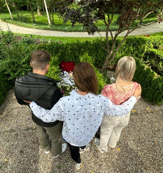 Anette Werner og børnene Nikolai og Isabella.