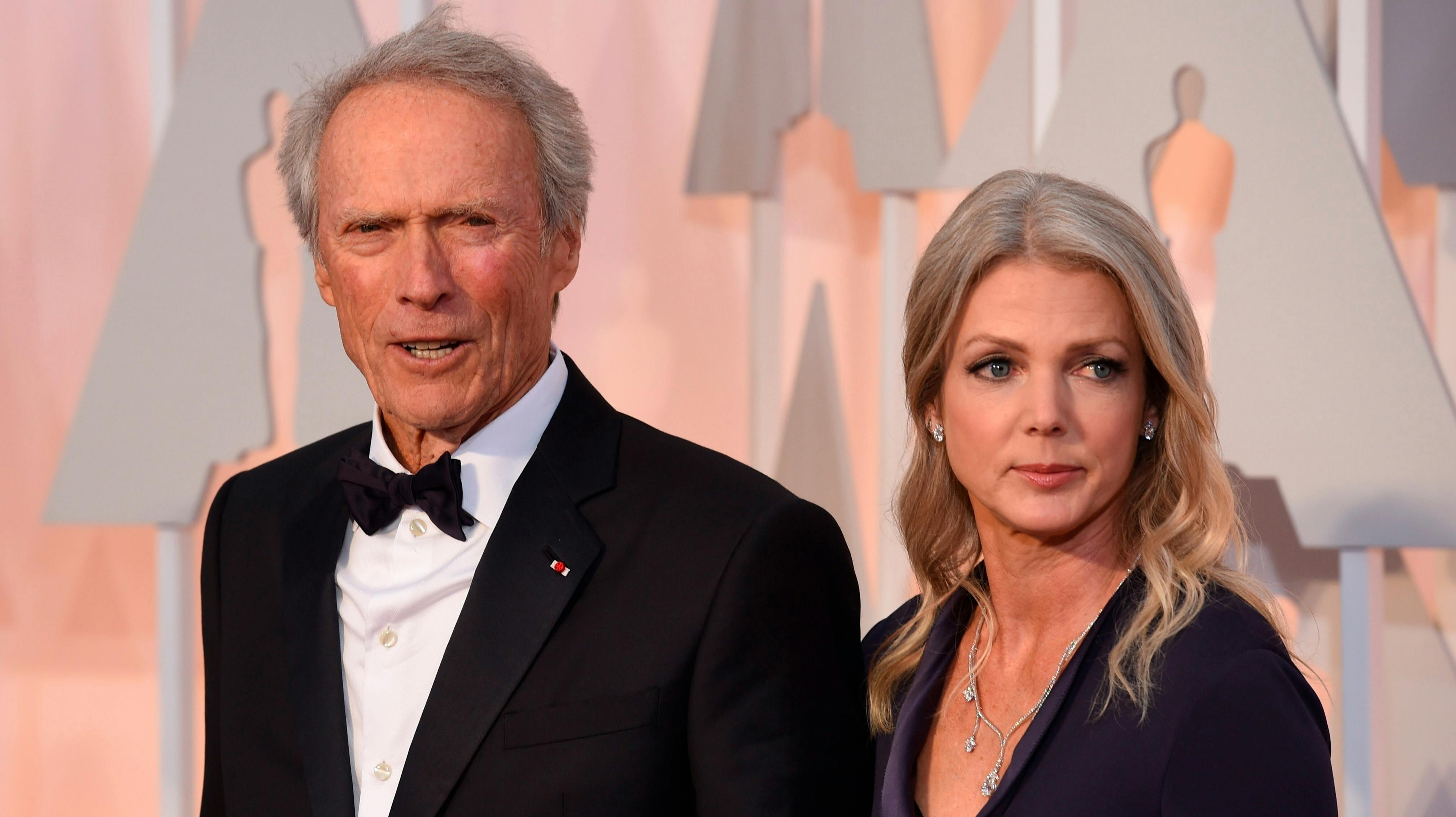 Clint Eastwood og Christina Sandera. 