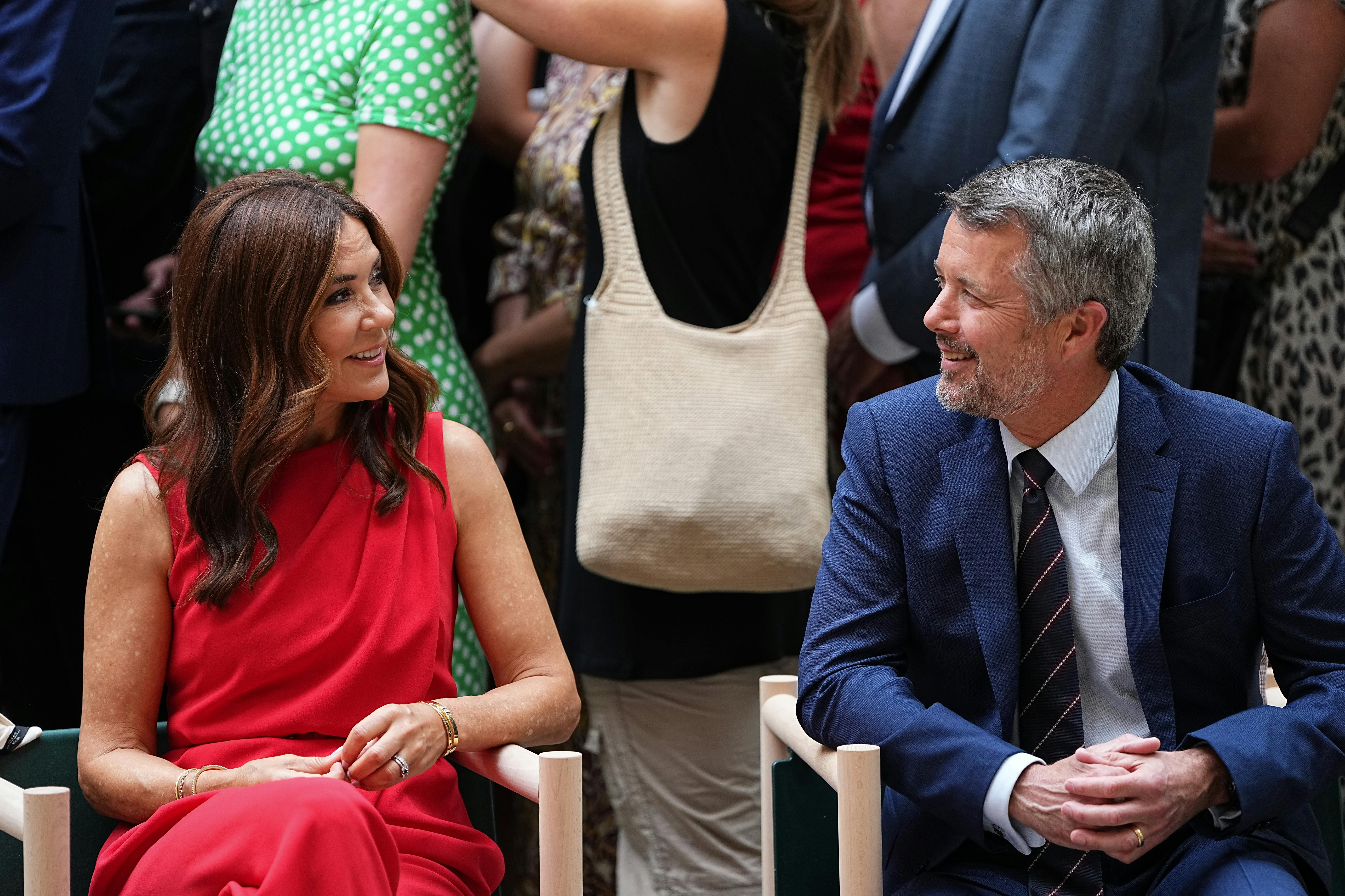 Kong Frederik X og dronning Mary deltager i åbningen af den danske pavillon ved Maison du Danemark på Champs-Elysées i Paris under OL 2024 torsdag den 25. juli 2024.