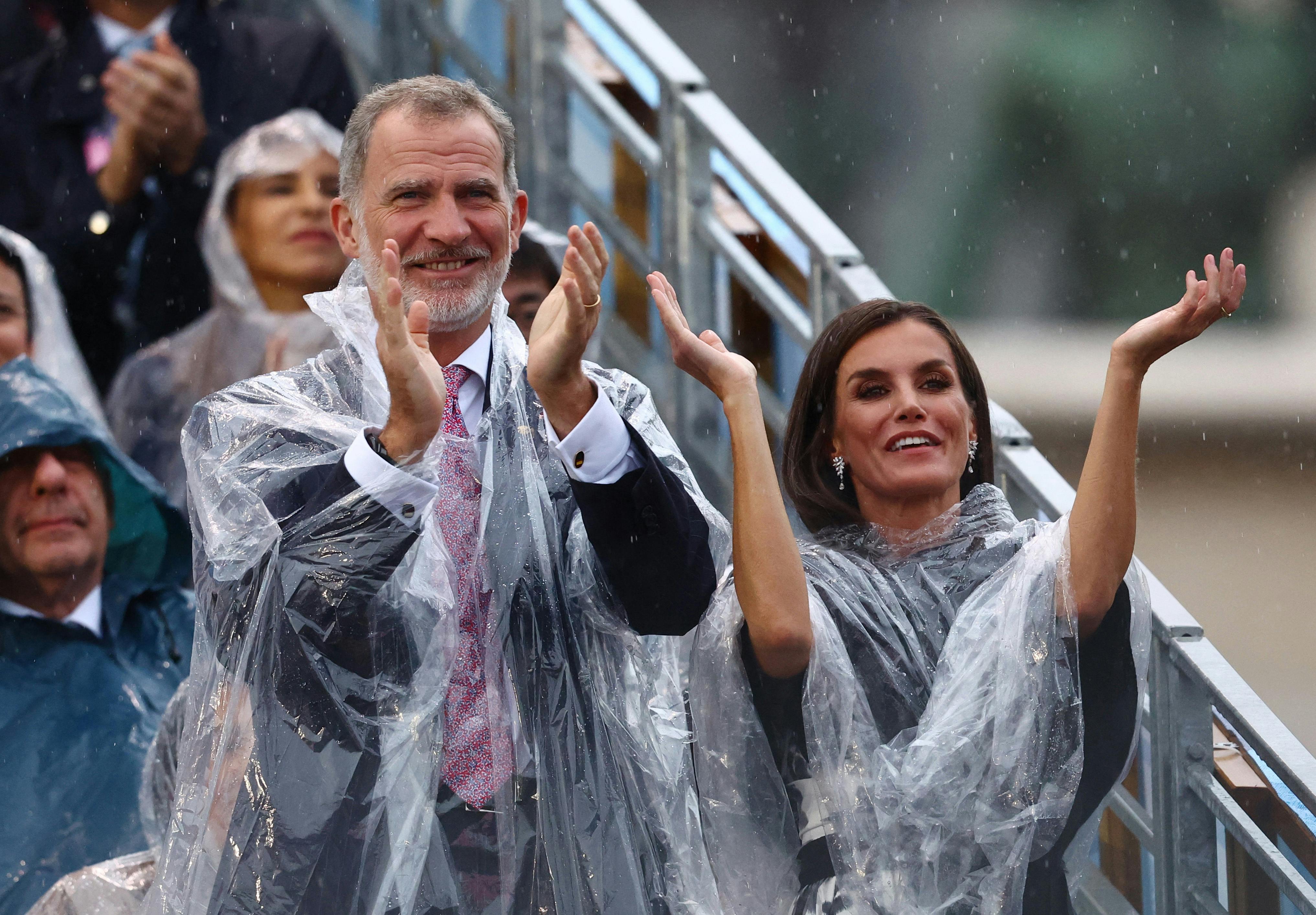 Kong Felipe og dronning Letizia til OL-åbningsceremonien.