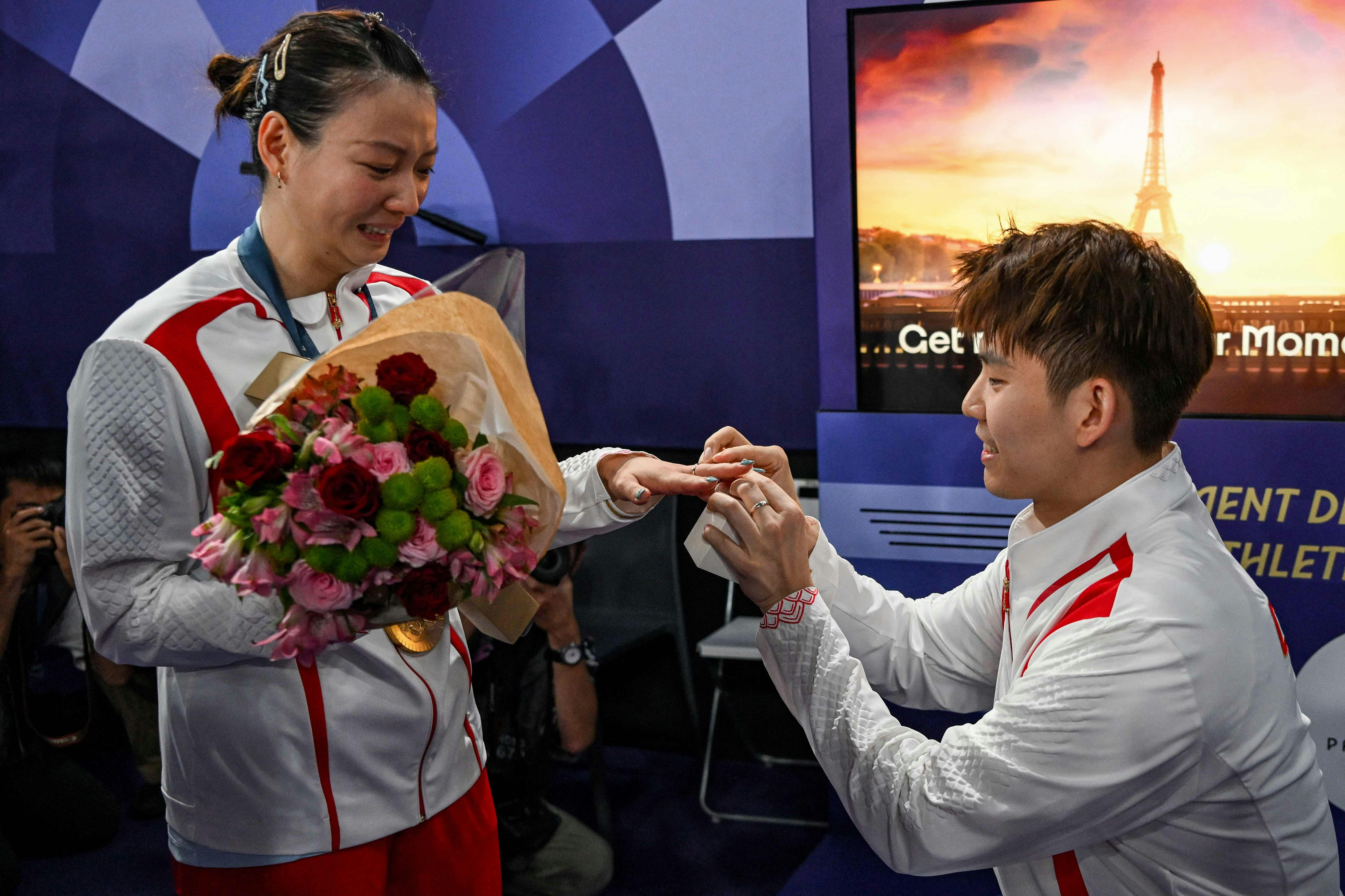 Liu Yuchen frier til Huang Ya Qiong.