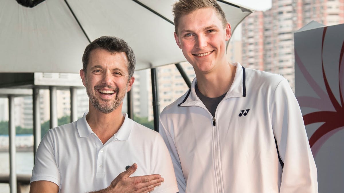 Kong Frederik og Viktor Axelsen