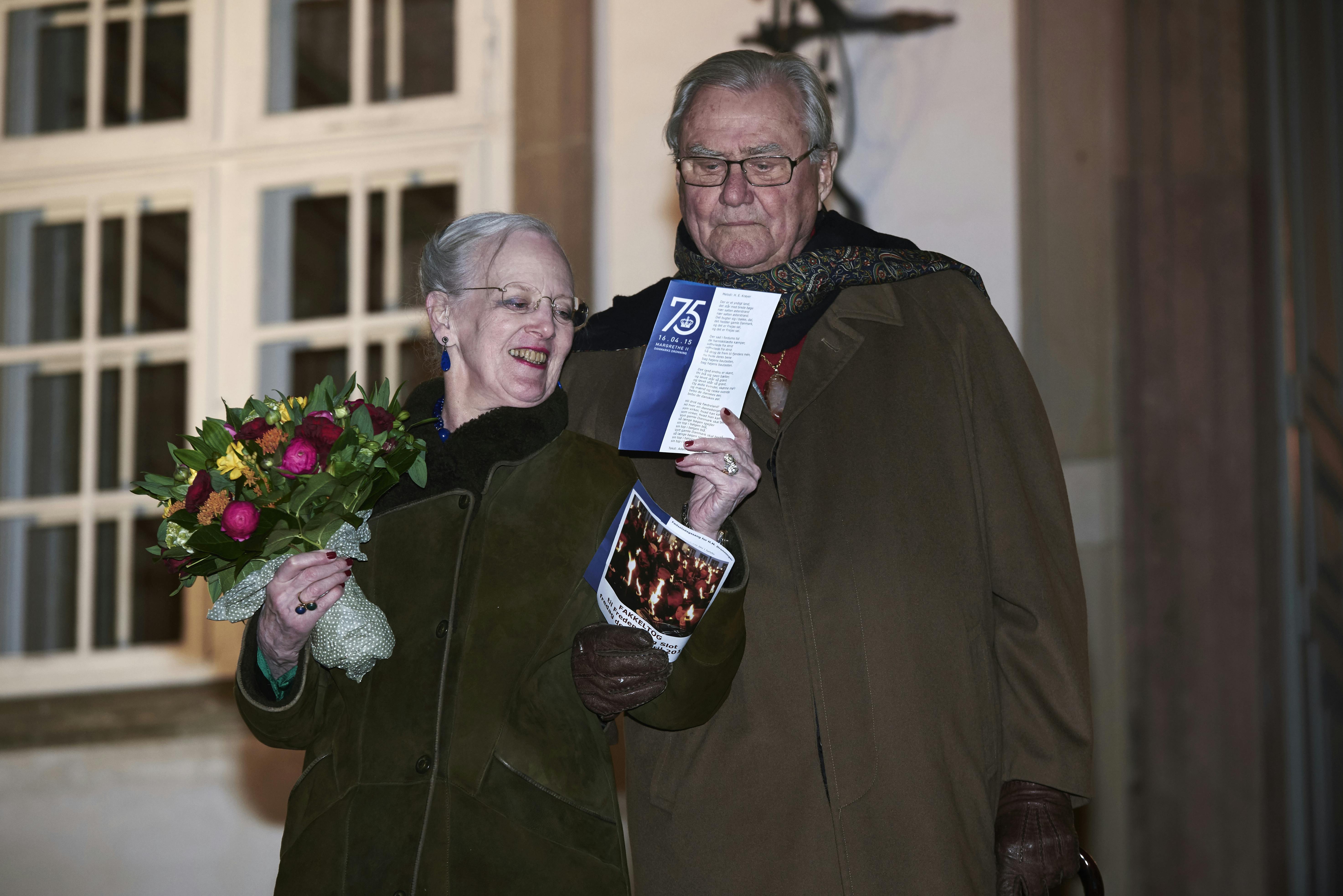 Regentparret forlægger residensen til  Fredensborg Slot