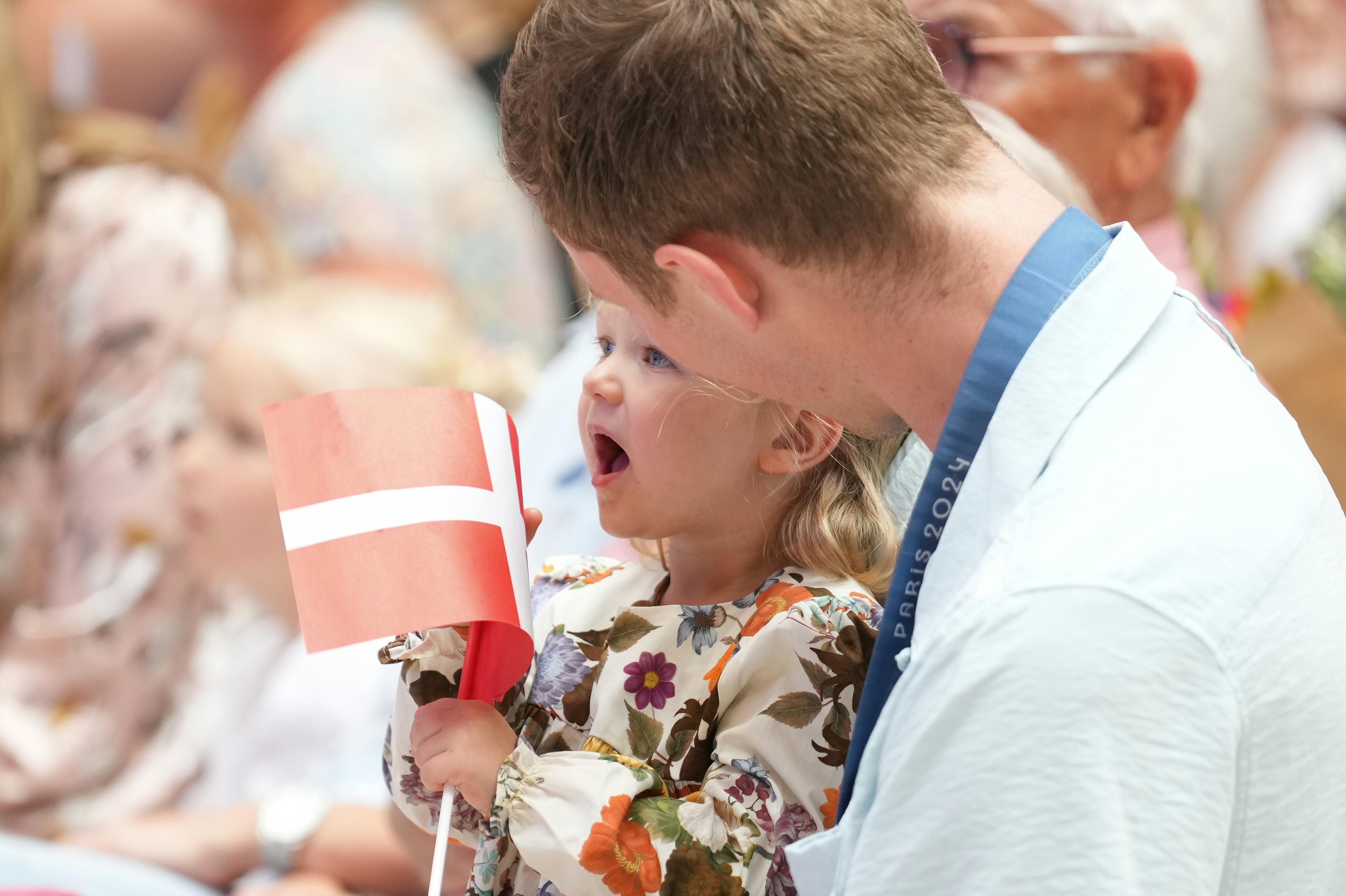 Guldmedaljevinder i badminton Viktor Axelsen hyldes på Odense Rådhus, fredag den 9. august 2024. Viktor Axelsen vandt guld i badminton herresingle under OL i Paris.