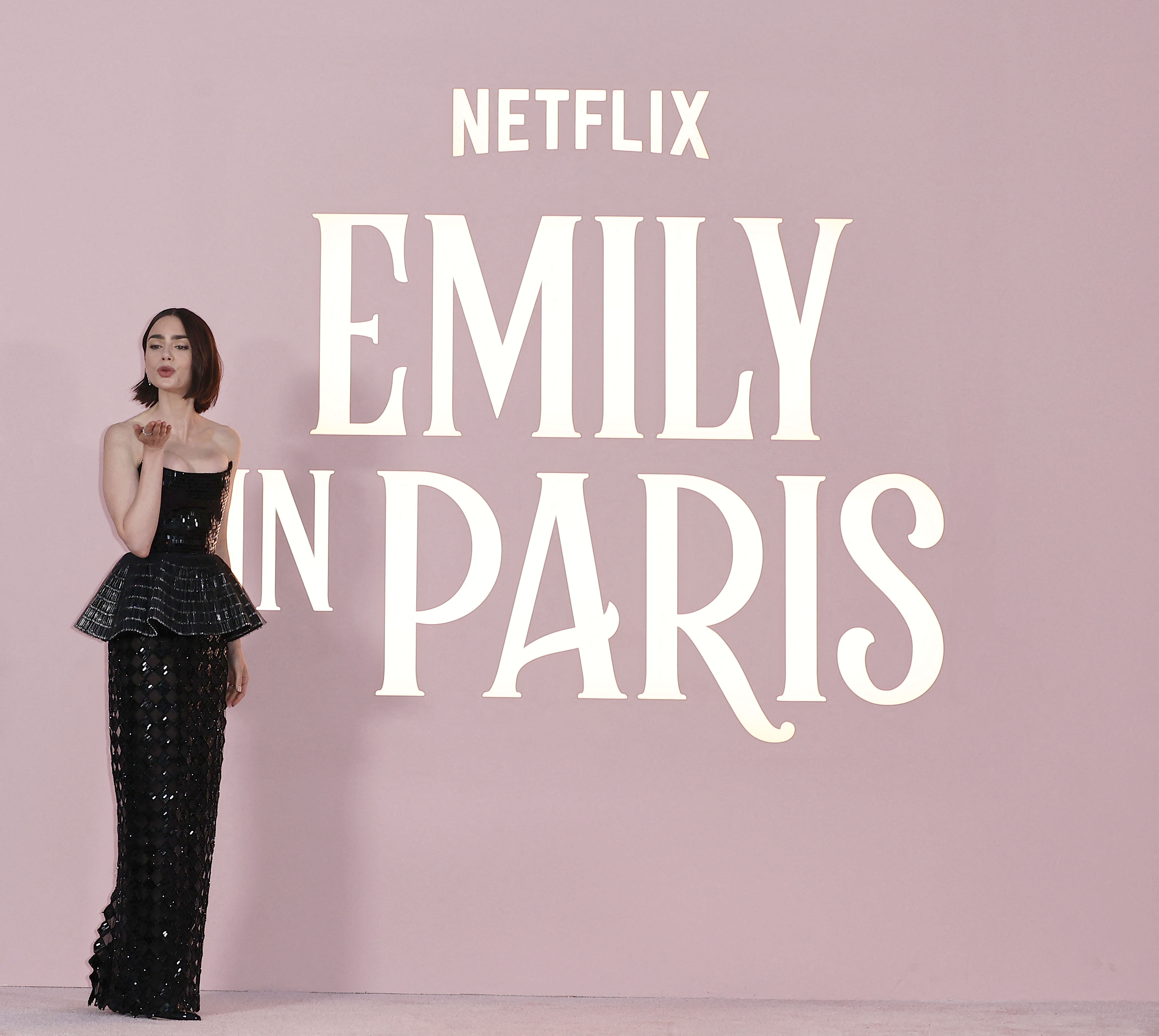 Premiere på "Emily in Paris" i The Egyptian Theater i Hollywood.