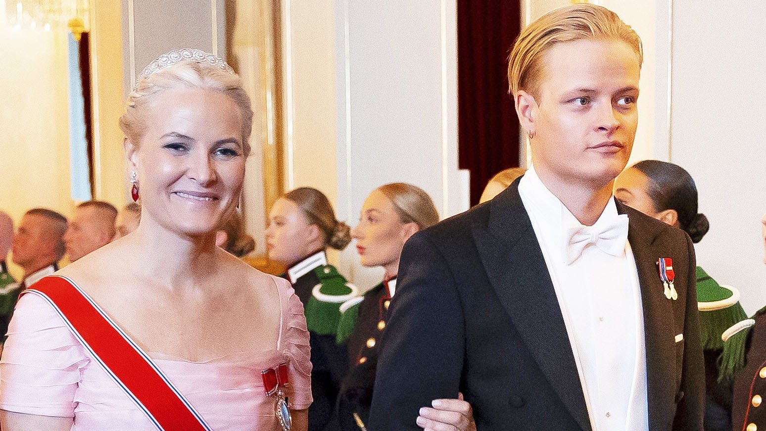 Kronprinsesse Mette-Marit og Marius Borg Høiby.&nbsp;