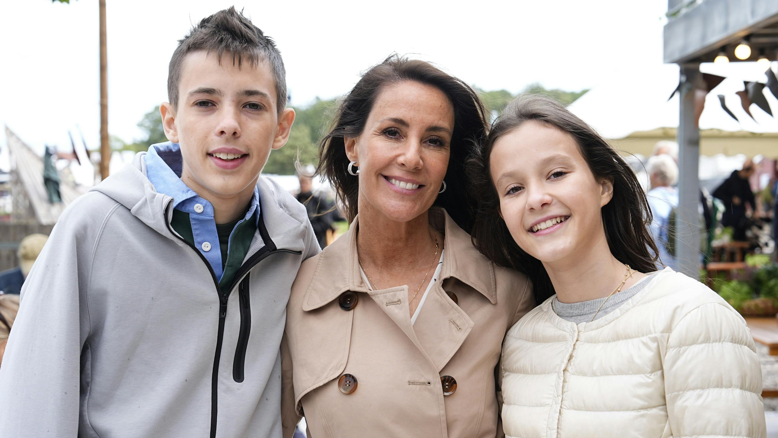 Prinsesse Marie med grev Henrik og komtesse Athena. 