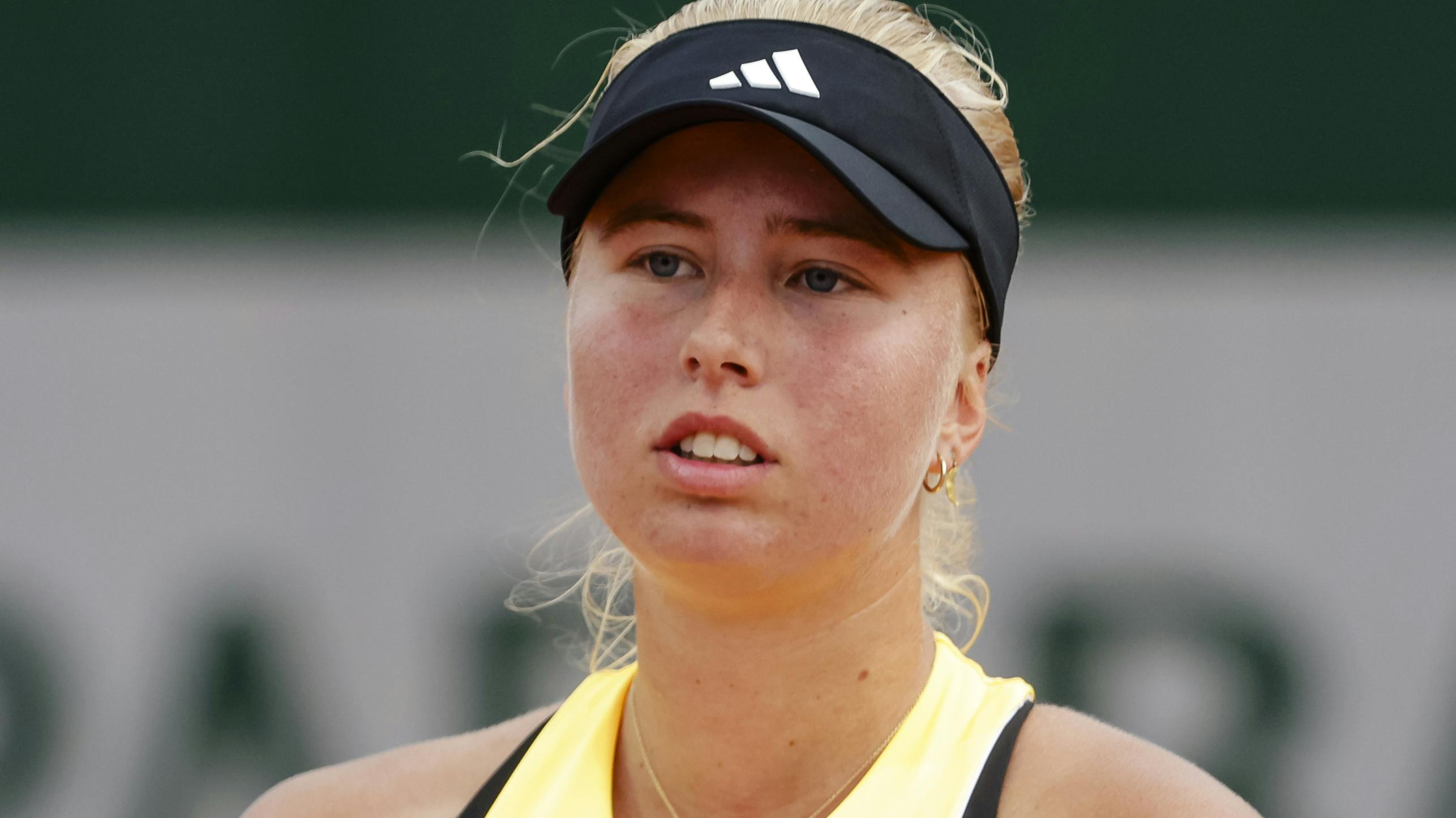 26 May 2024, France, Paris: Tennis: Grand Slam/WTA Tour - French Open, women's singles, 1st round, Maria (Germany) - Clara Tauson (Denmark). Clara Tauson in action. Photo by: Frank Molter/picture-alliance/dpa/AP Images