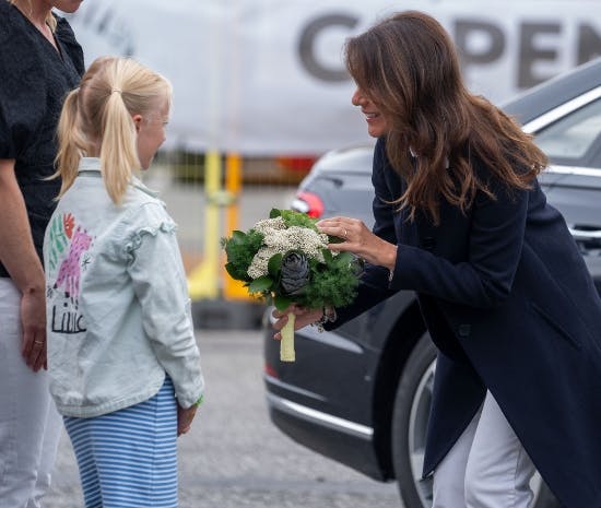 Blomsterpigen Oline og prinsesse Marie