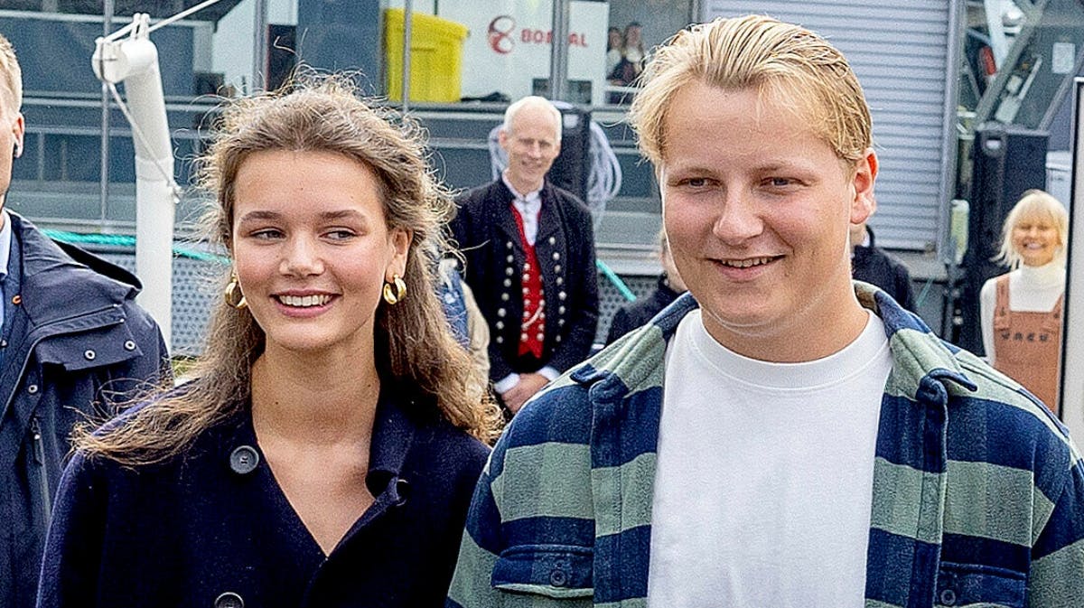 Prins Sverre Magnus med Amalie. 