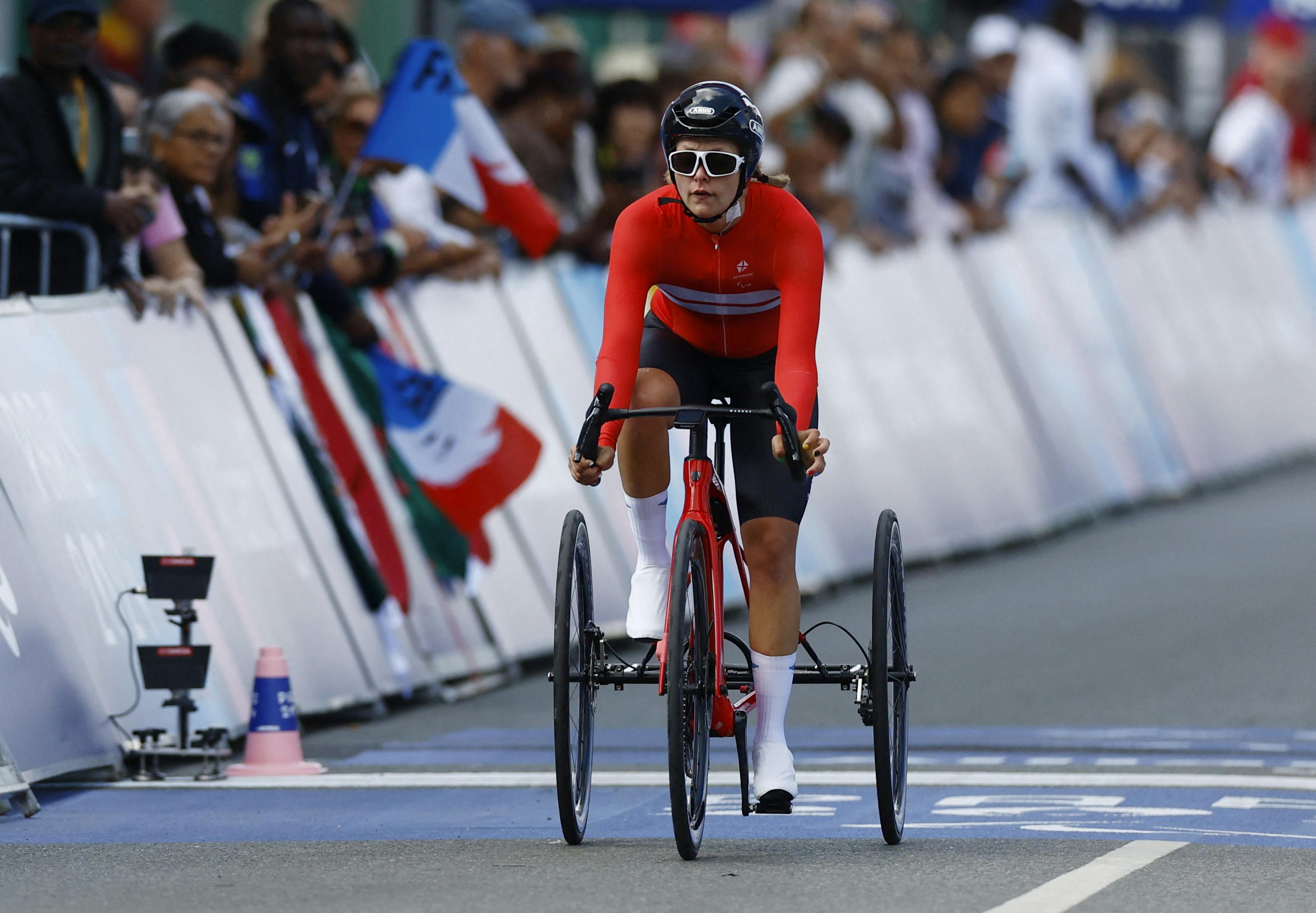 Paris 2024 Paralympics - Road Cycling - Women's T1-2 Individual Time Trial - Clichy-sous-Bois, France - September 4, 2024 Emma Lund of Denmark in action. REUTERS/Maria Abranches