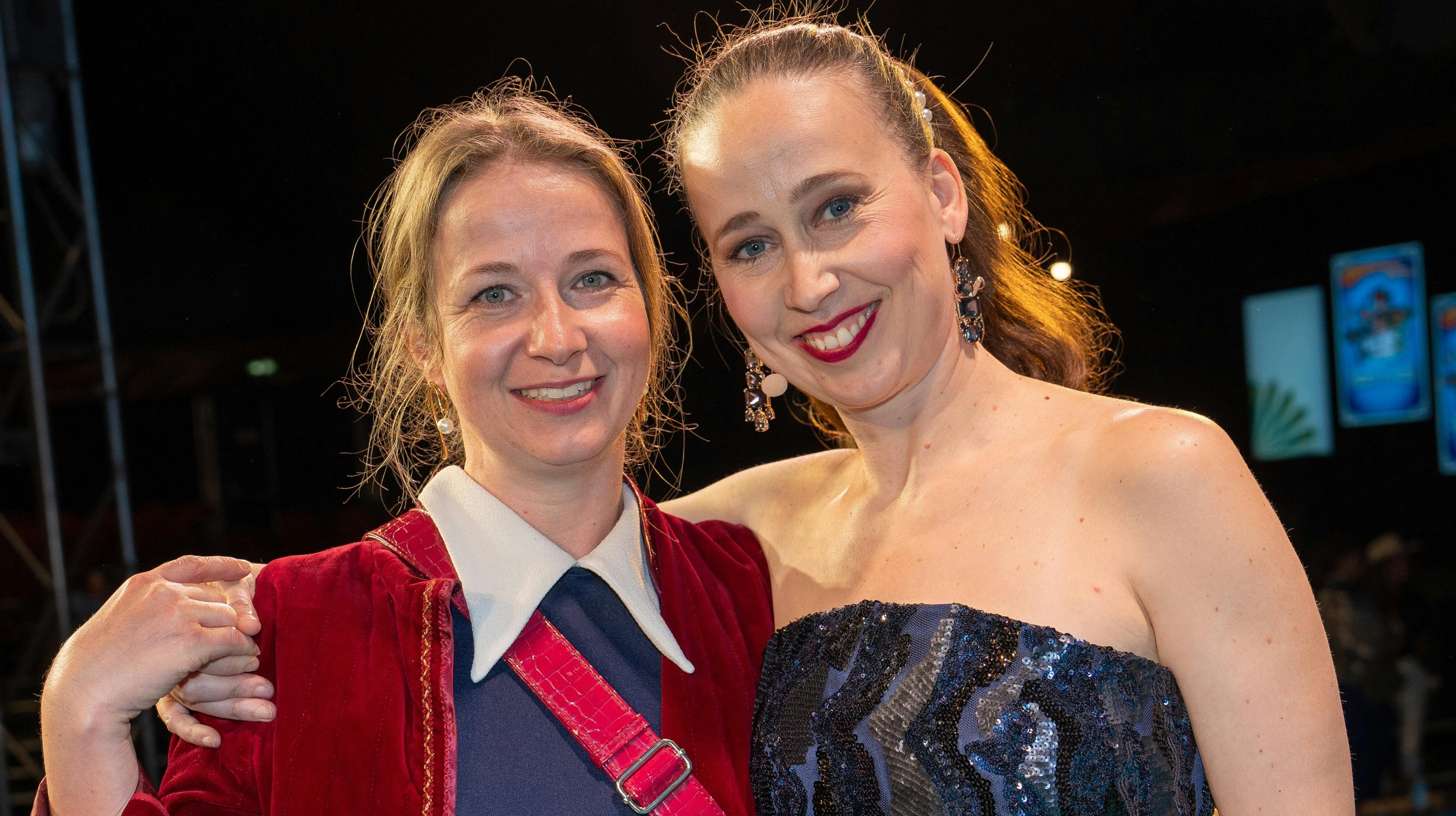 Ulla Vejby og Merete Mærkedahl.