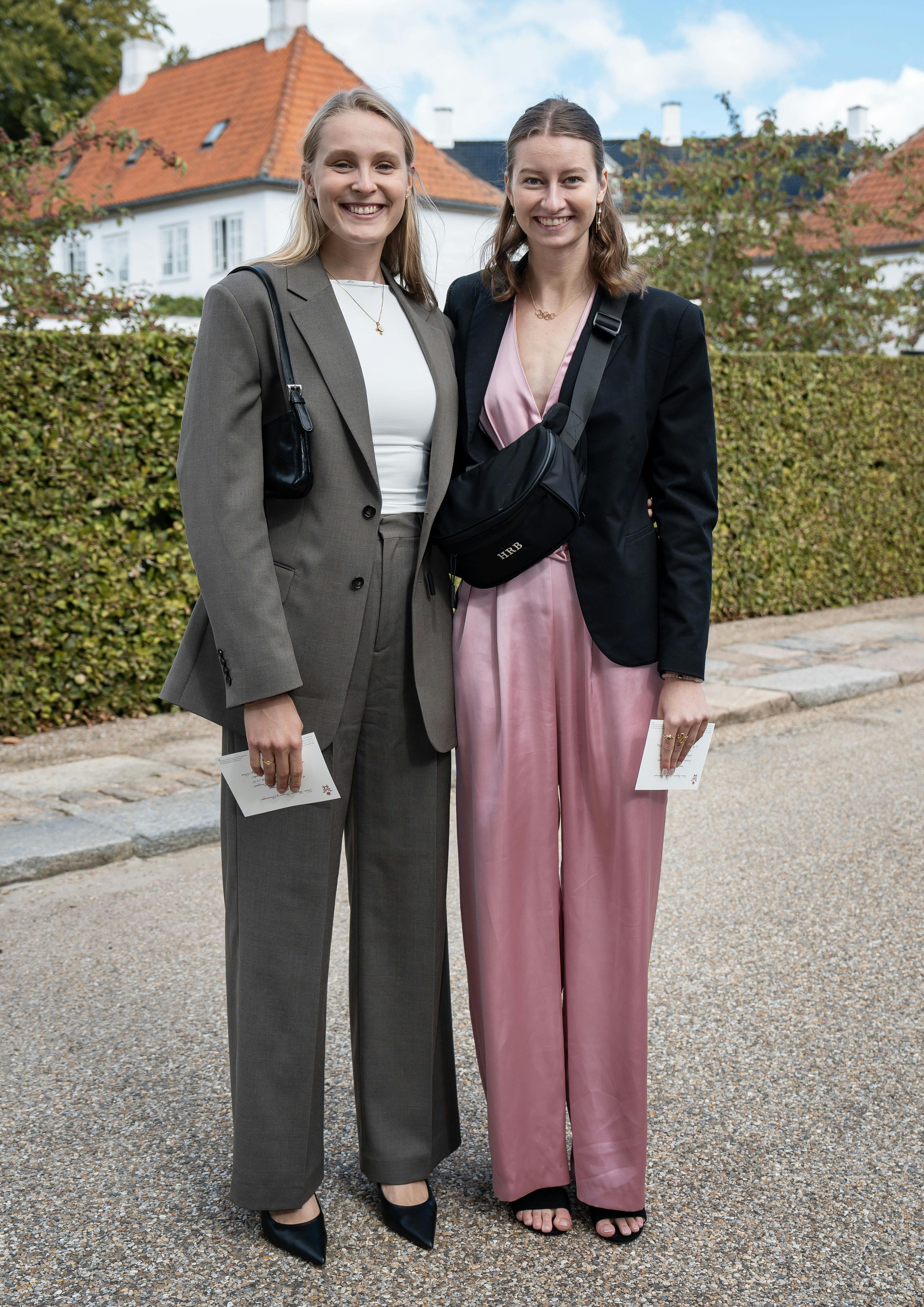 OPGAVE: Kong Frederik og dronning Mary afholder reception for deltagere ved De Olympiske Lege og De Paralympiske Lege i ParisSTED: Fredensborg slotJOURNALIST: Jan Körner, Ulrik Ulriksen, Oliver Morelll og Marianne SingerFOTOGRAF: © Hanne Juul/ Aller Foto & VideoDATO: 20240912