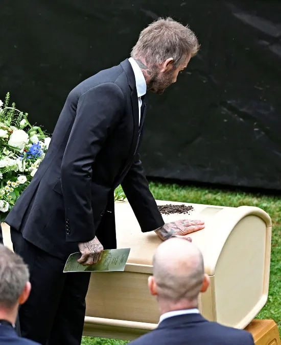 David Beckham i sorg: Tog afsked med nær ven ved begravelse i Sverige ...