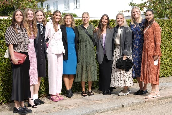 Mie Højlund, Althea Reinhardt, Anna Kristensen, Line Haugsted, Rikke Iversen, Michala Møller, Helena Elver, Sarah Aaberg Iversen, Kathrine Heindahl og Louise Burgaard.