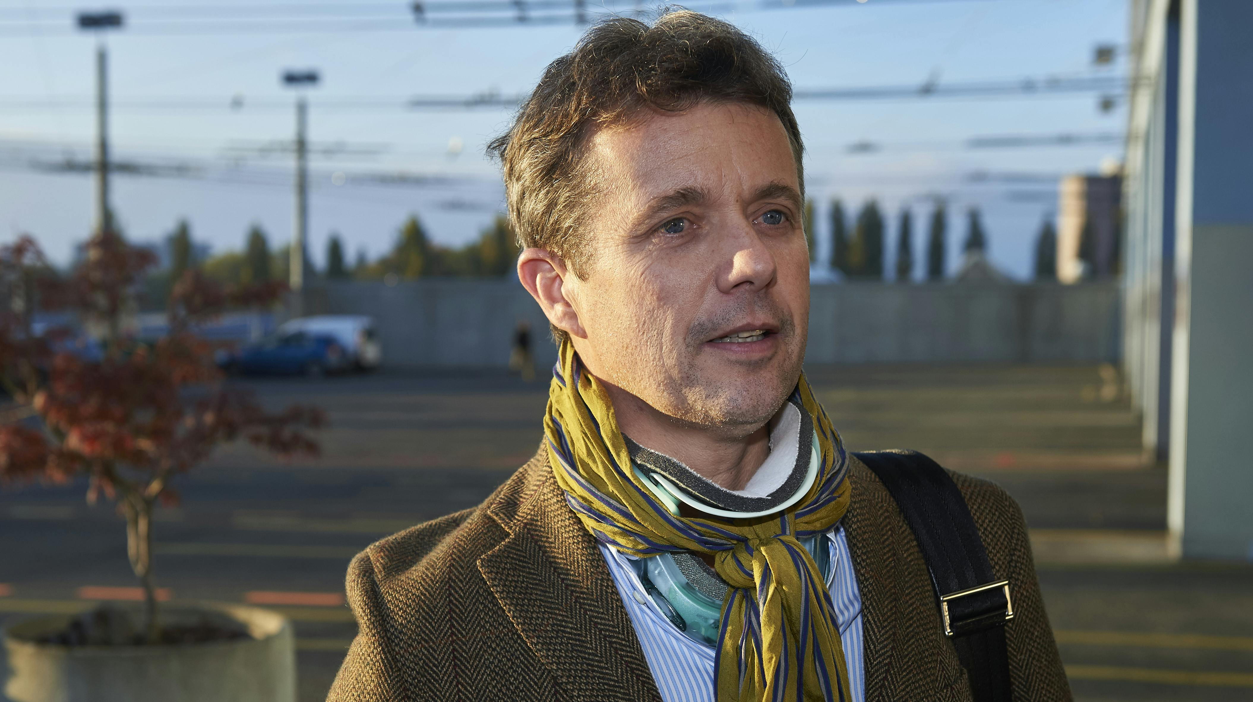 Daværende kronprins Frederik med halskrave i efteråret 2016. 