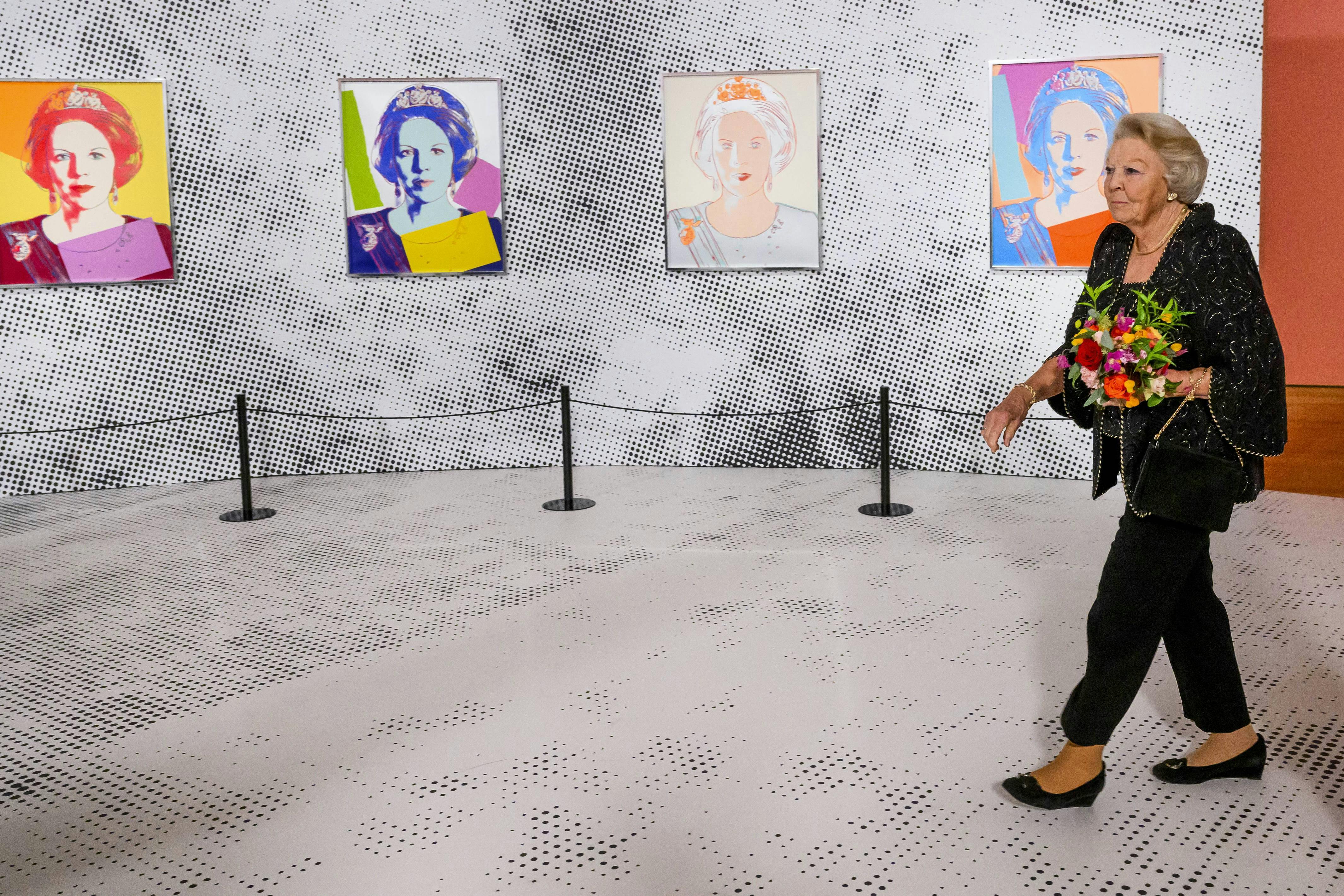 Prinsesse Beatrix til åbningen af udstillingen "Queens by Andy Warhol".