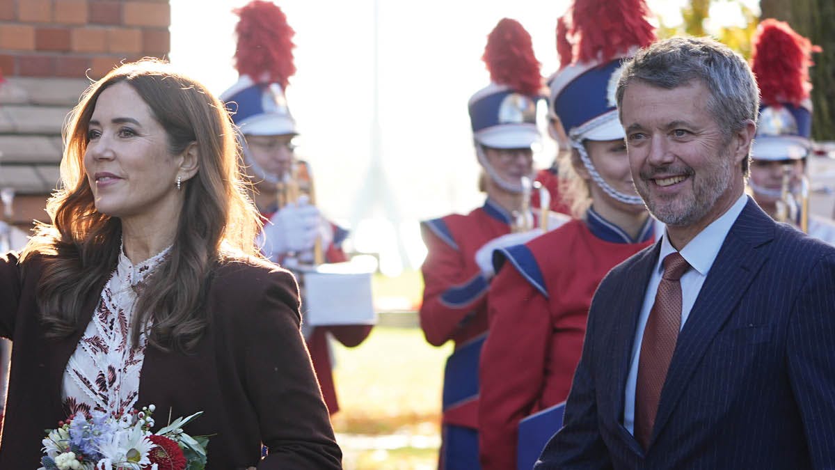 Kronprinsesse Mary og kong Frederik i Kiel.