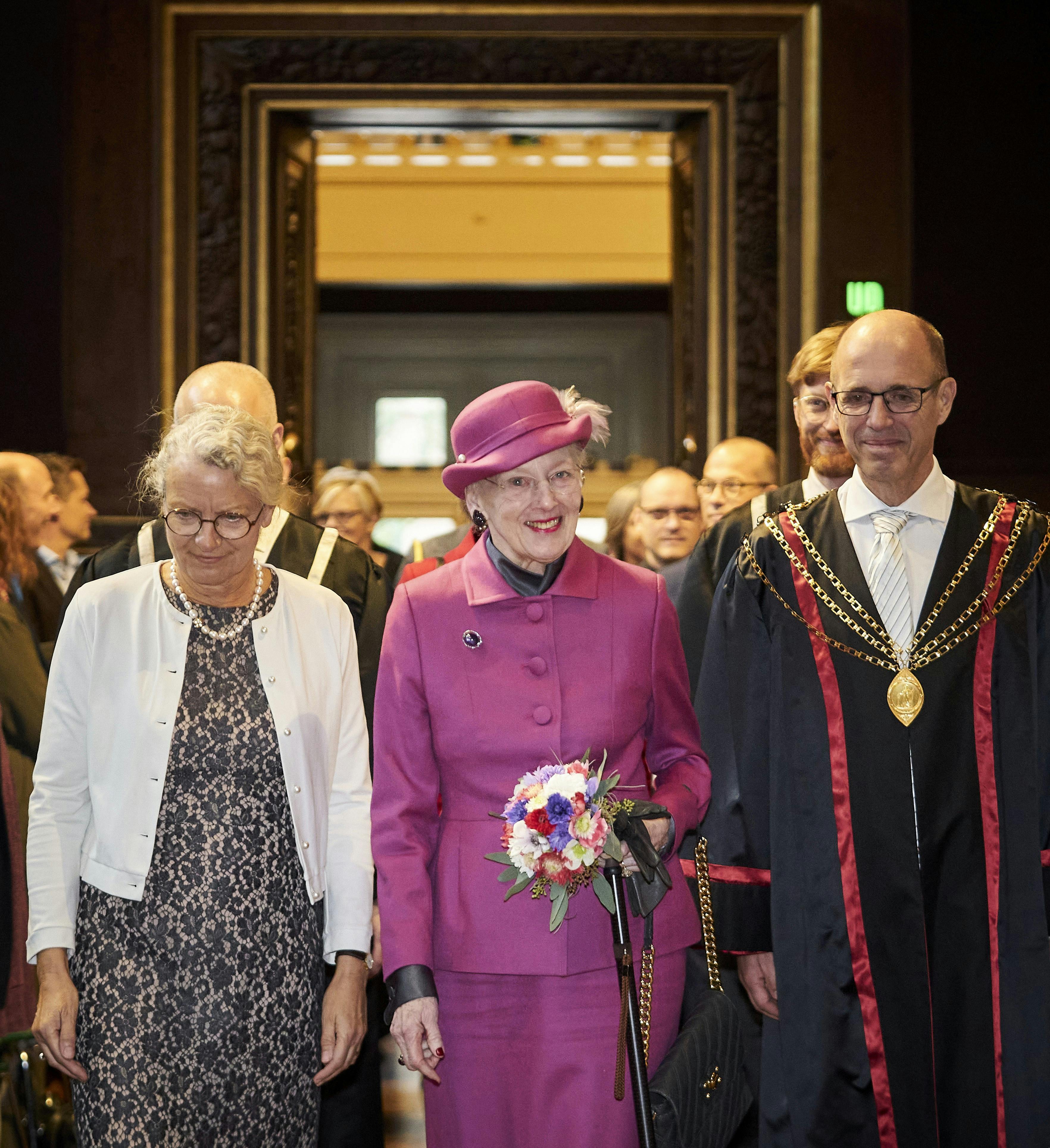 Dronning Margrethe ankommer til Københavns Universitets Årsfest 2023. 