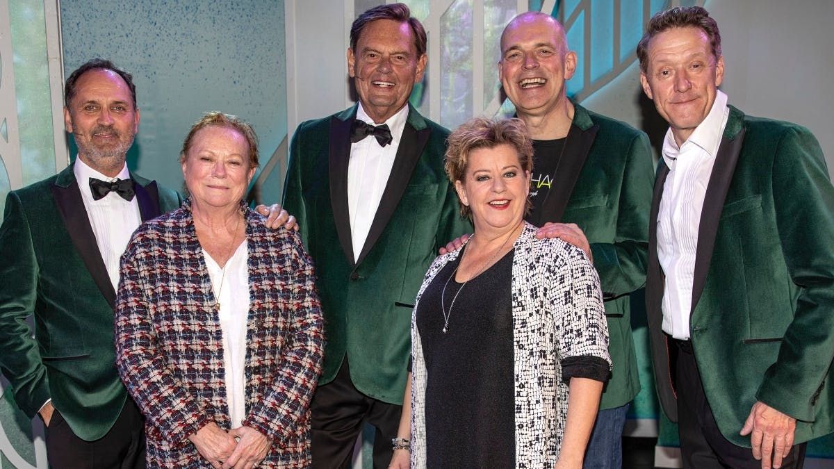 Ulf Pilgaard i Cirkusrevyen i 2021, hvor holdet også var Niels Ellegaard, Lisbet Dahl (der blev sygemeldt), Niels Olsen, Pernille Schrøder og Henrik Lykkegaard samt Merete Mærkedahl.