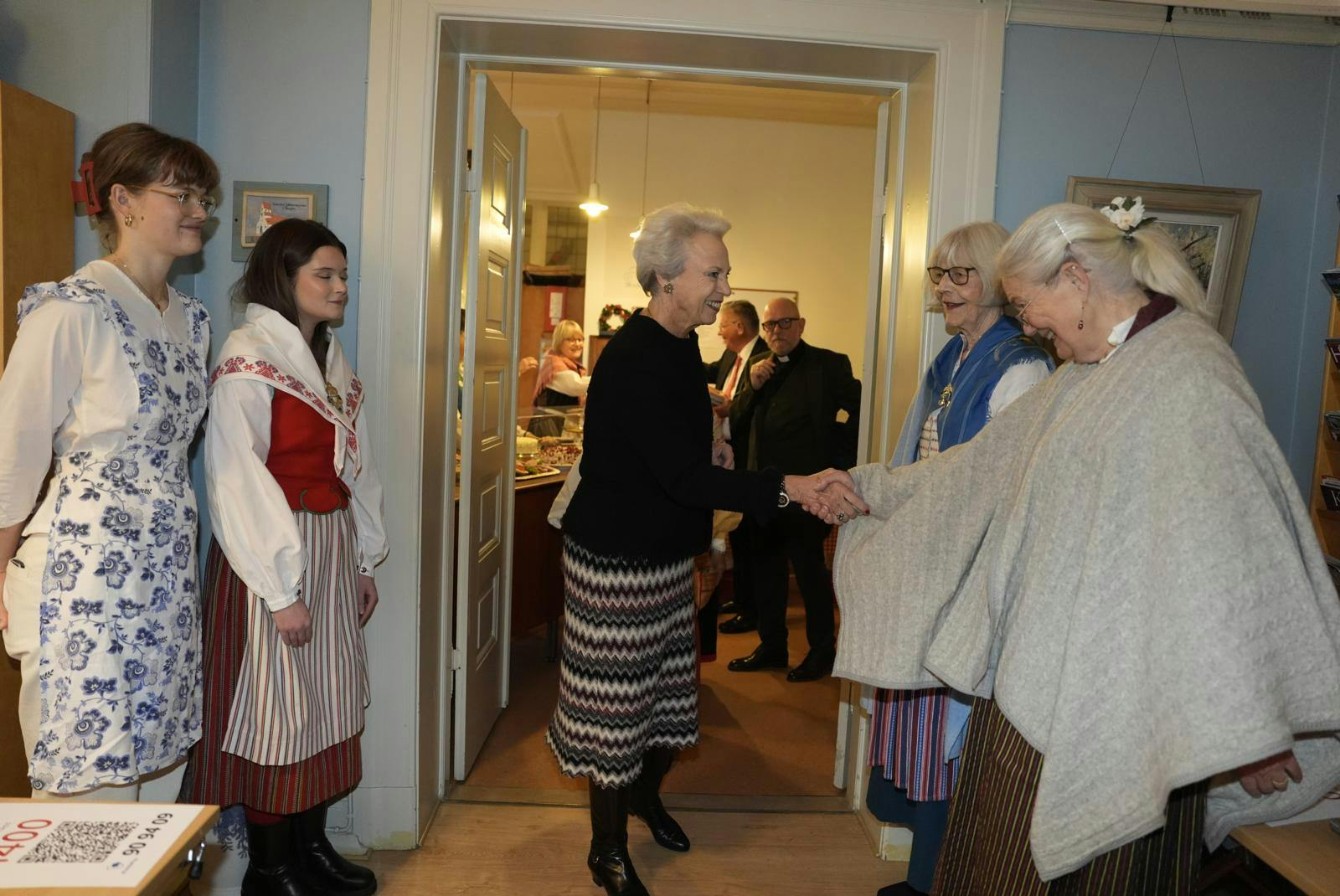 Prinsesse Benedikte til åbningen af årets julebasar i Den Svenske Kirke.