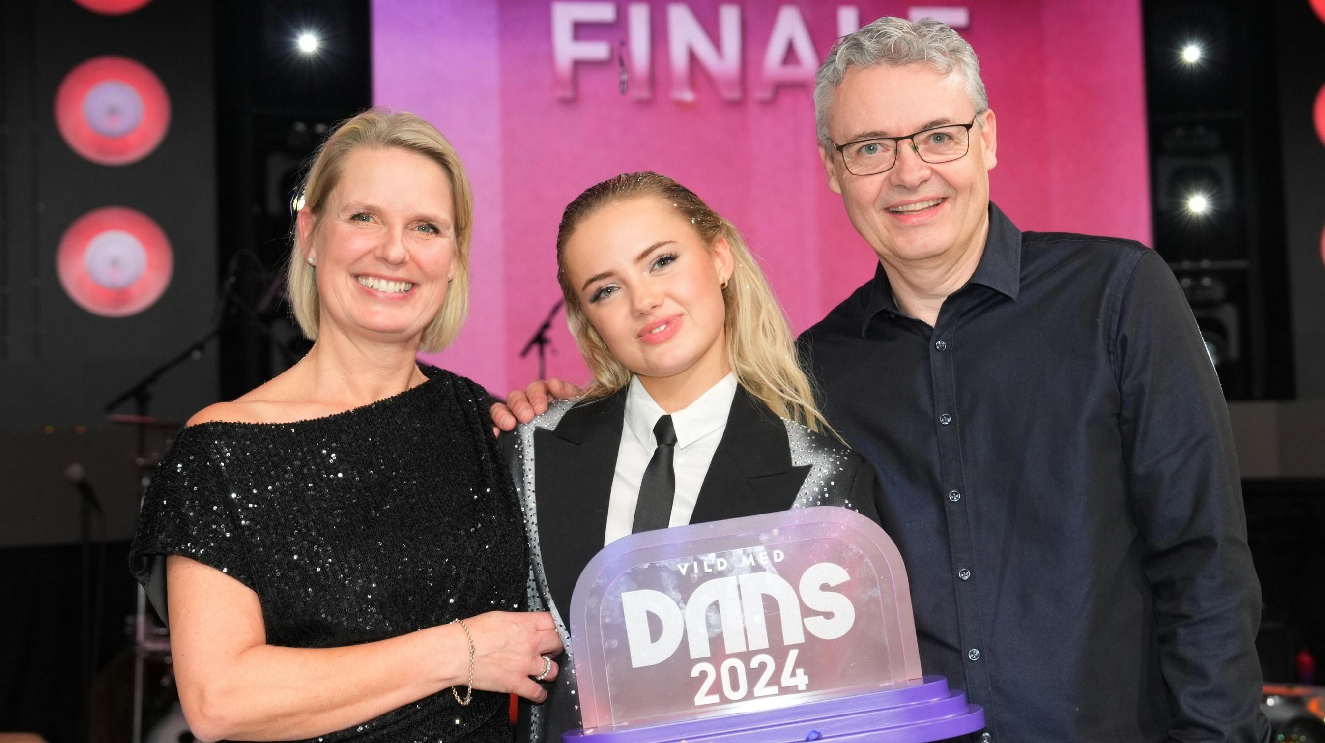 Anna Munch med sine forældre.