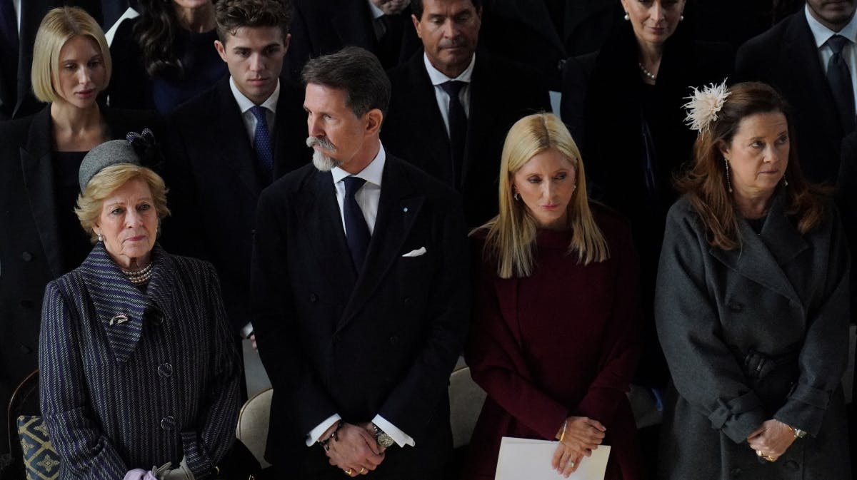 Den græske kongefamilie til mindegudstjeneste for kong Konstantin