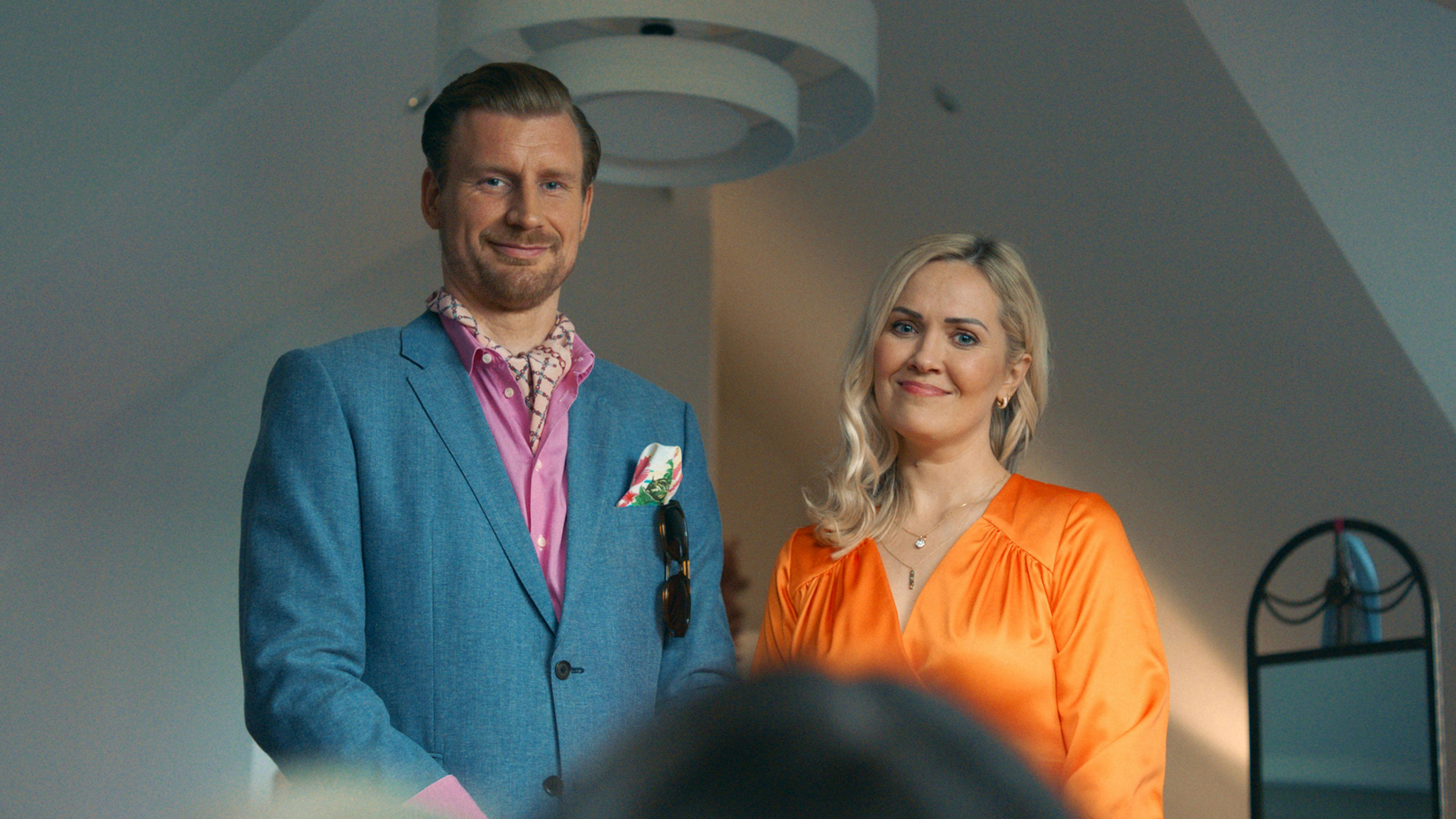 Emilie Mørkøv Ullerup sammen med Andreas Jebro, der spiller faderen Asger.