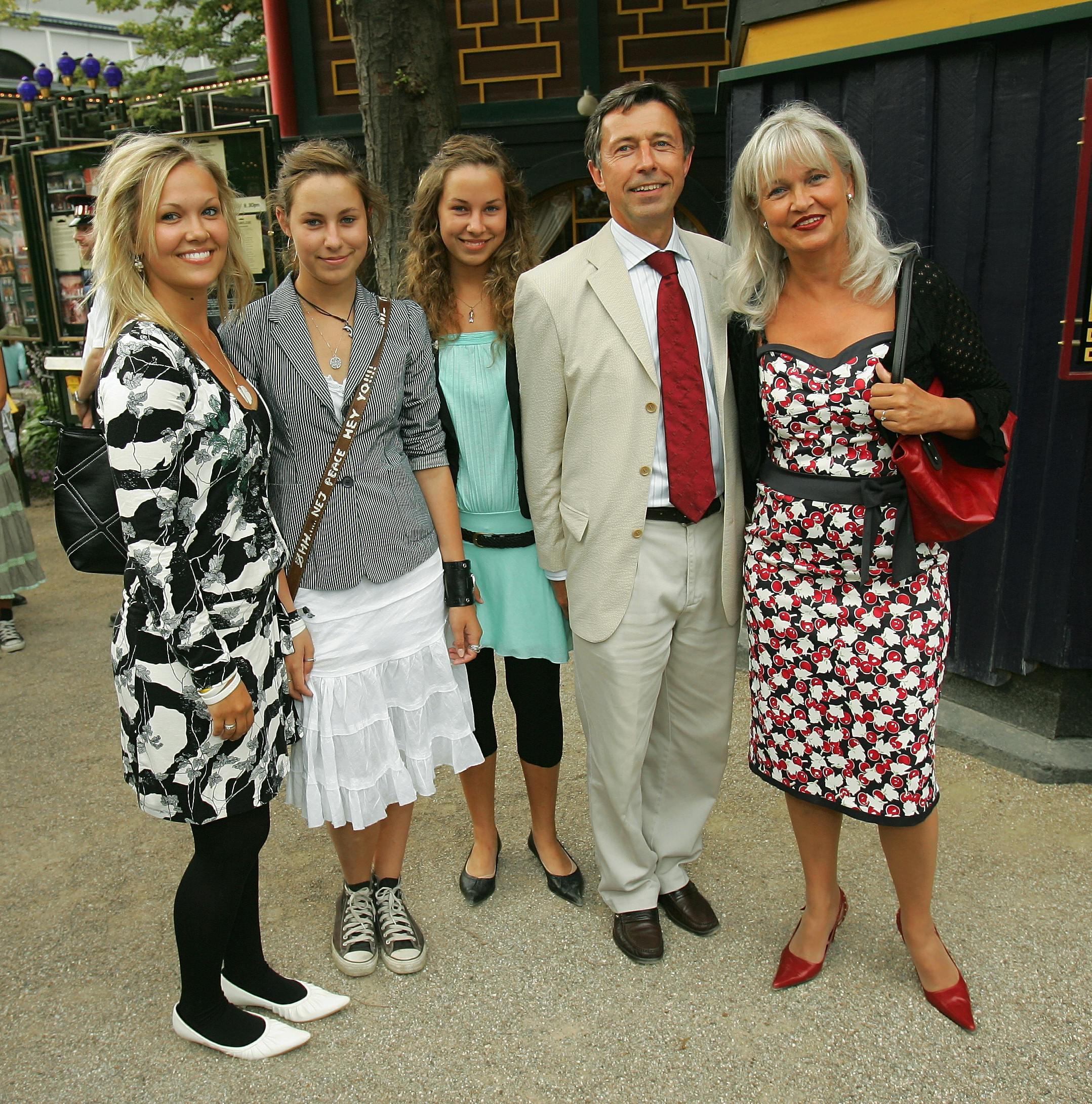 Emilie Mørkøv Ullerup ses længst til venstre.