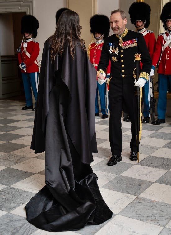 Amina Ashraf og ceremonimester Anders Friis