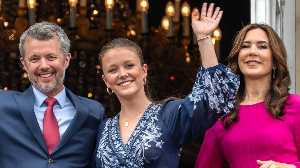 Kong Frederik, prinsesse Isabella og dronning Mary.