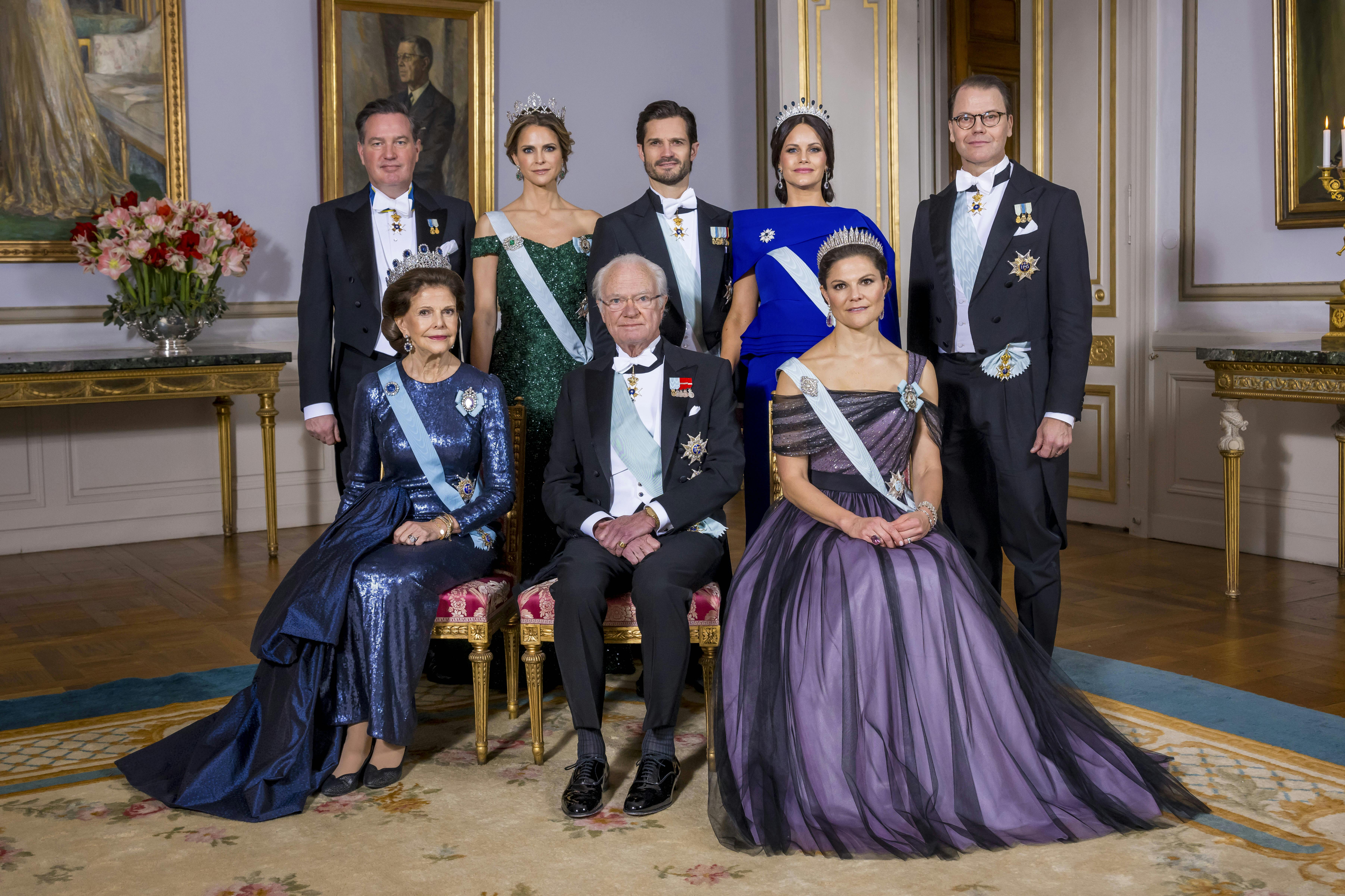 King Carl Gustaf, Queen Silvia, Crown Princess Victoria, Prince Daniel, Princess Madeleine, Chris O'Neill, Prince Carl Philip, Princess Sofia, Family photo at the Nobel Prize Ceremony 2024 at the Royal Palace in Stockholm, Sweden, December 10, 2024. ( DANA-No: 02572577 )