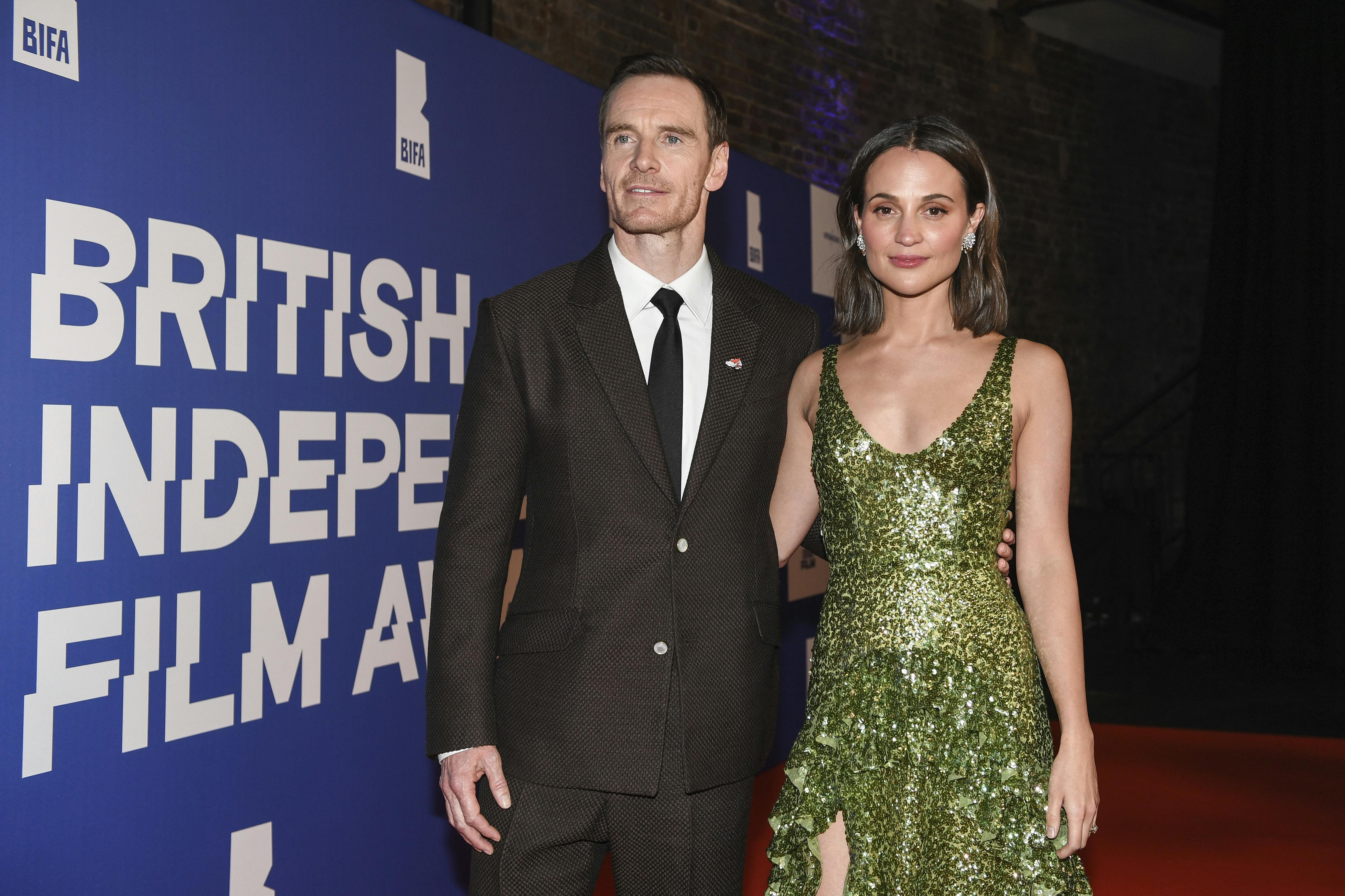 Michael Fassbender og Alicia Vikander.