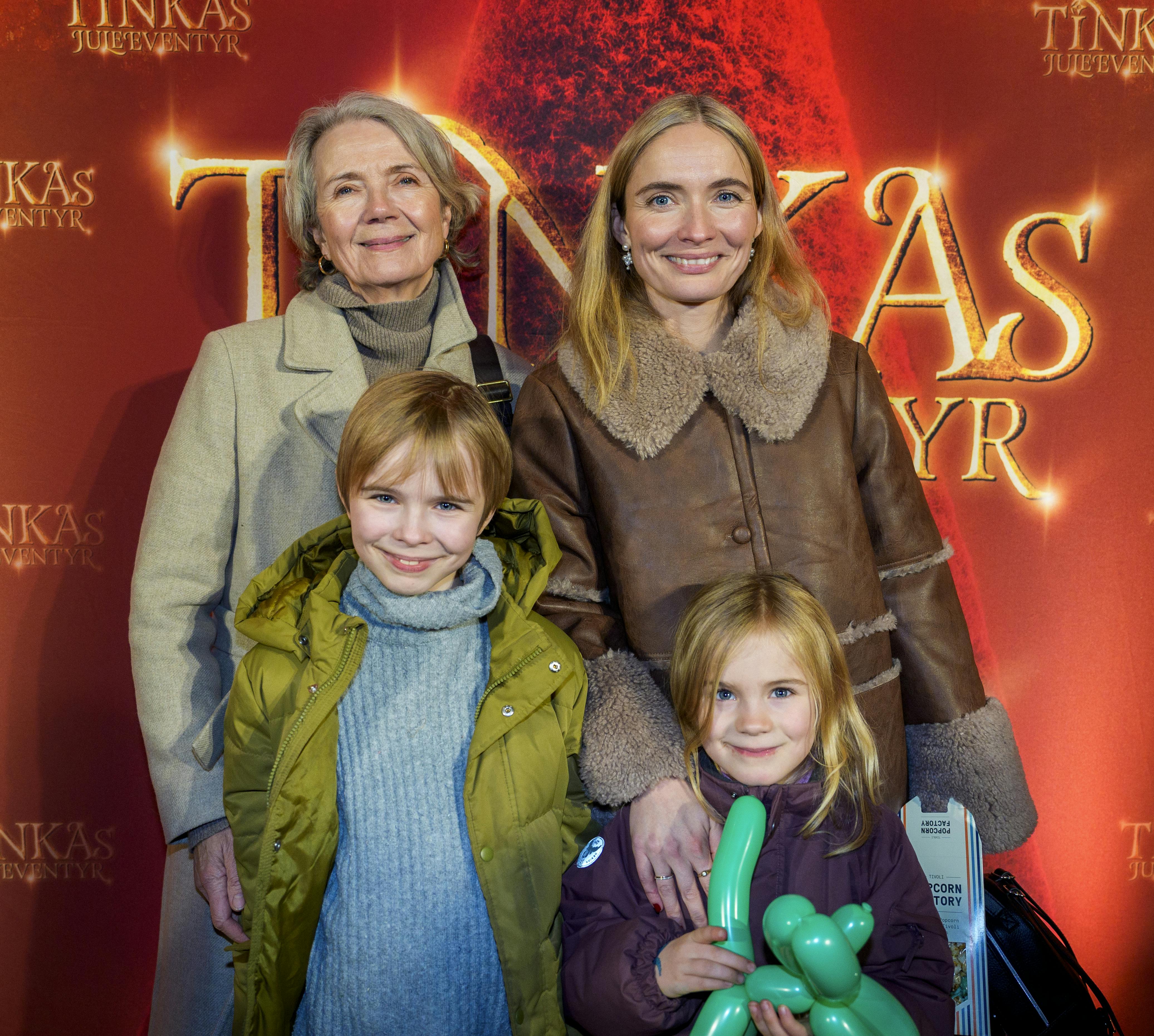 https://imgix.billedbladet.dk/2024-12-17/20241121-Tinka-Musical-Premiere-Tivoli-106_2SL3475.jpg