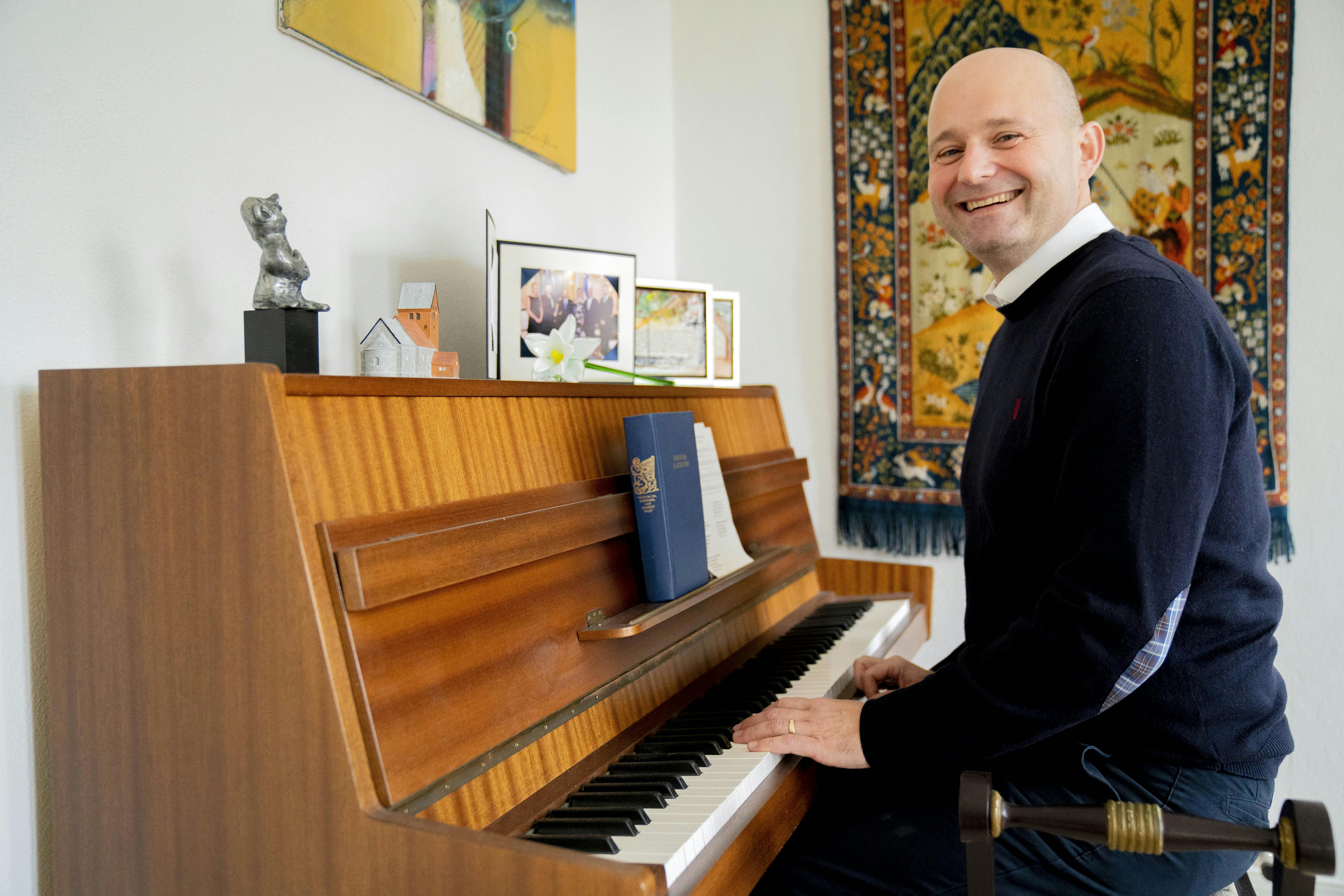 Søren spillede klaver.