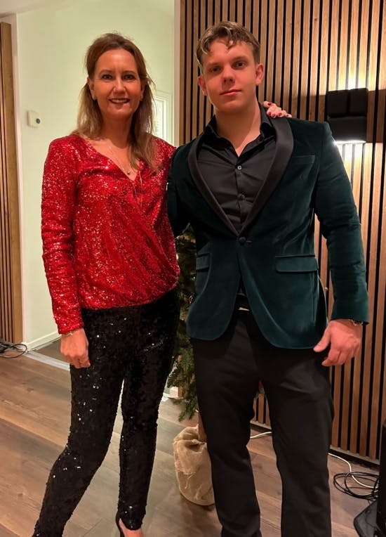 Anette Werner med sønnen Nikolai.