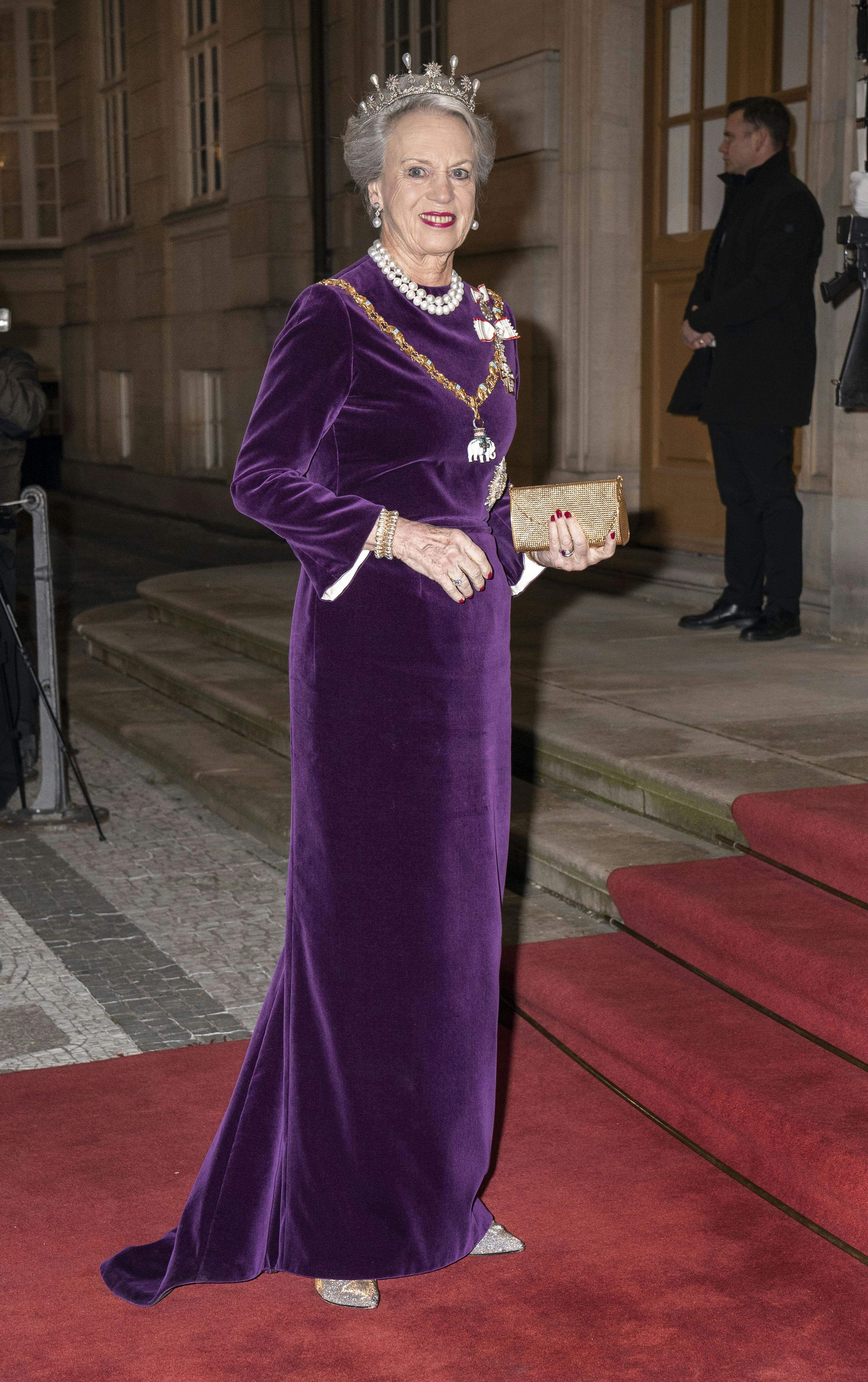 Prinsesse Benedikte.OPGAVE: Dronning Margrethe afholder nytårskur og -taffel for regeringen, Folketingets formand, repræsentanter for det officielle Danmark og hoffet. Her er det Prinsesse Benedikte der ankommerSTED: Christian VII's Palæ, Amalienborg,DATO: 20200101FOTOGRAF: Hanne Juul