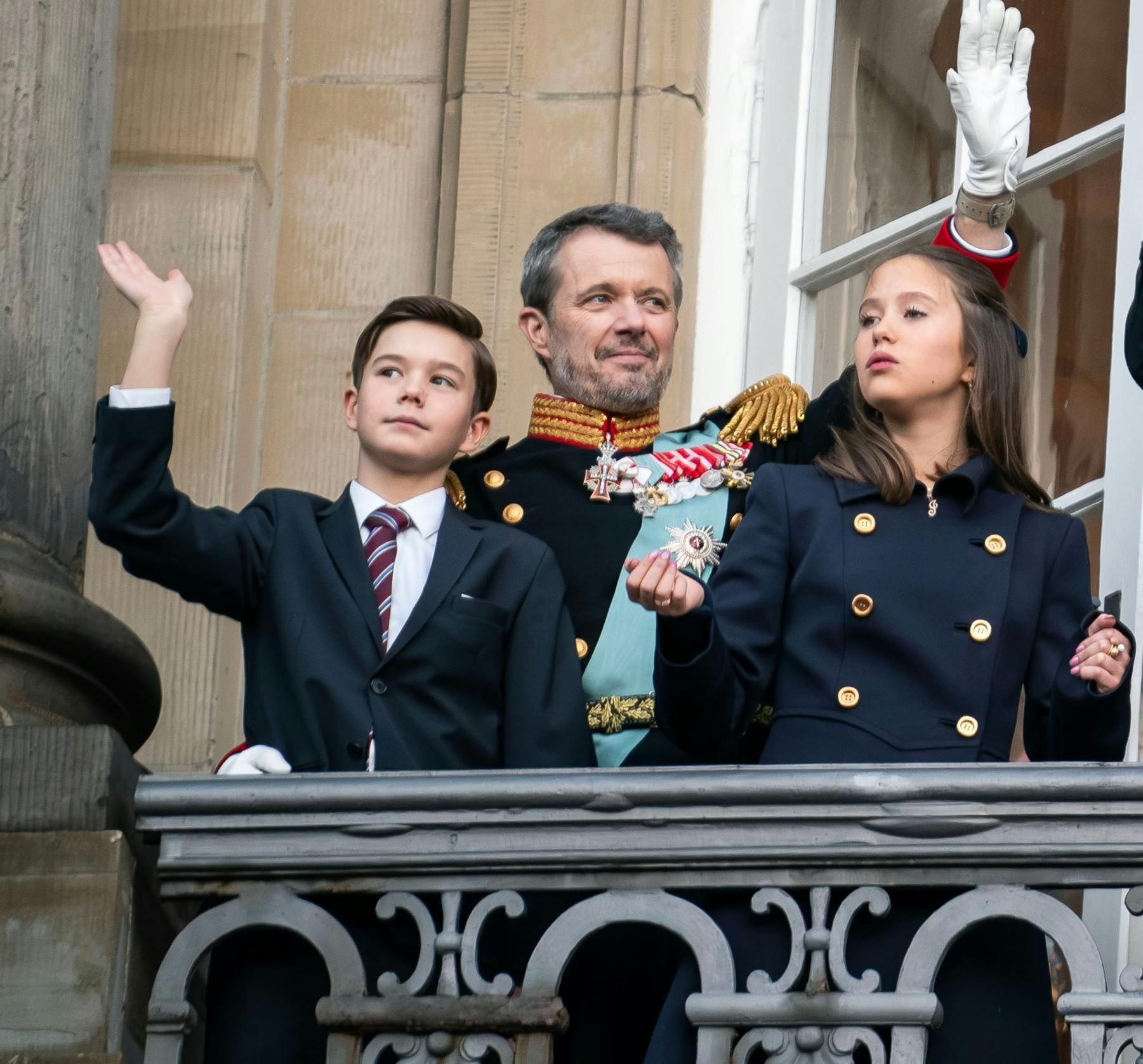 Prins Vincent, kong Frederik og prinsesse Josephine.